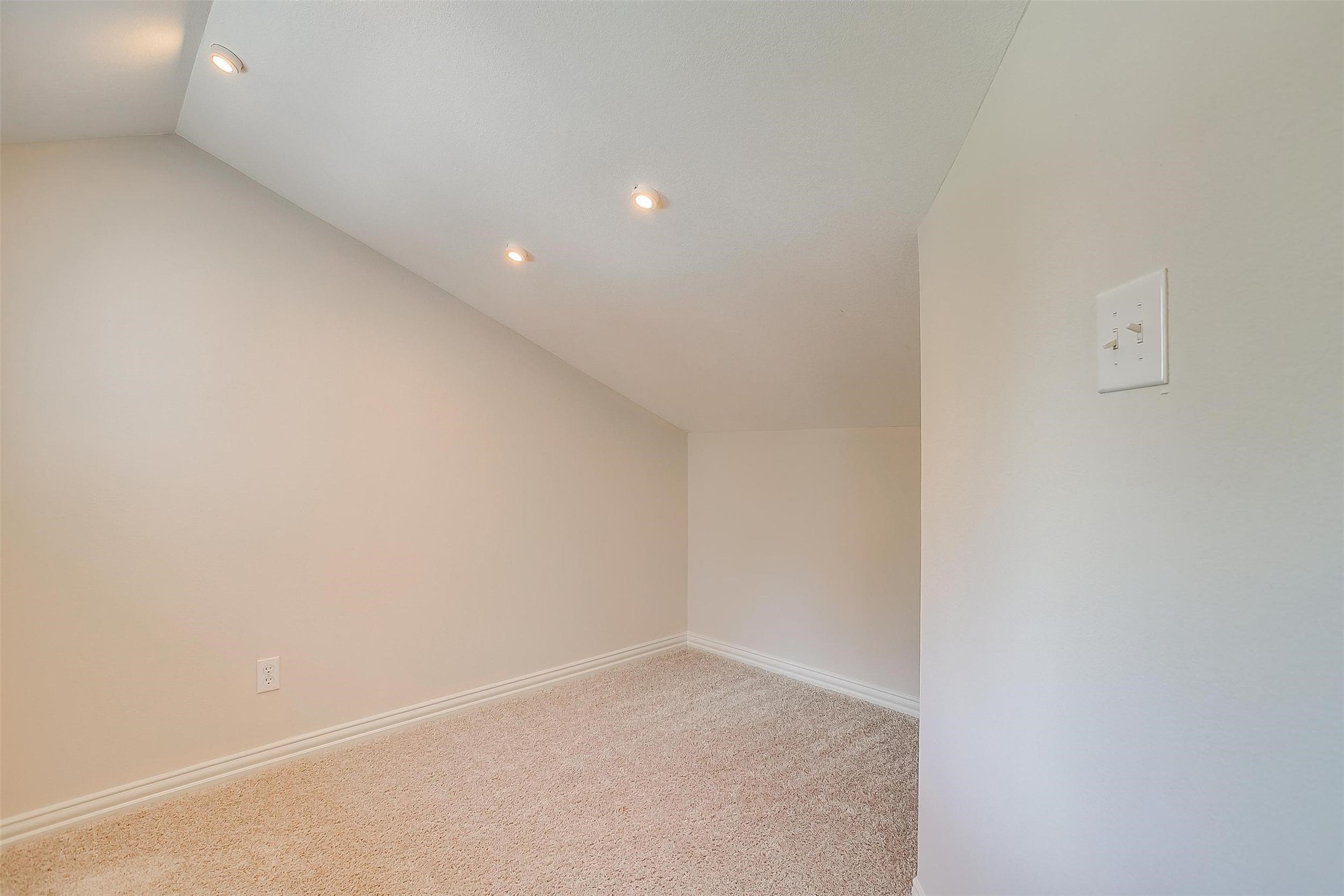 11972 Younger Court Azle TX 76020