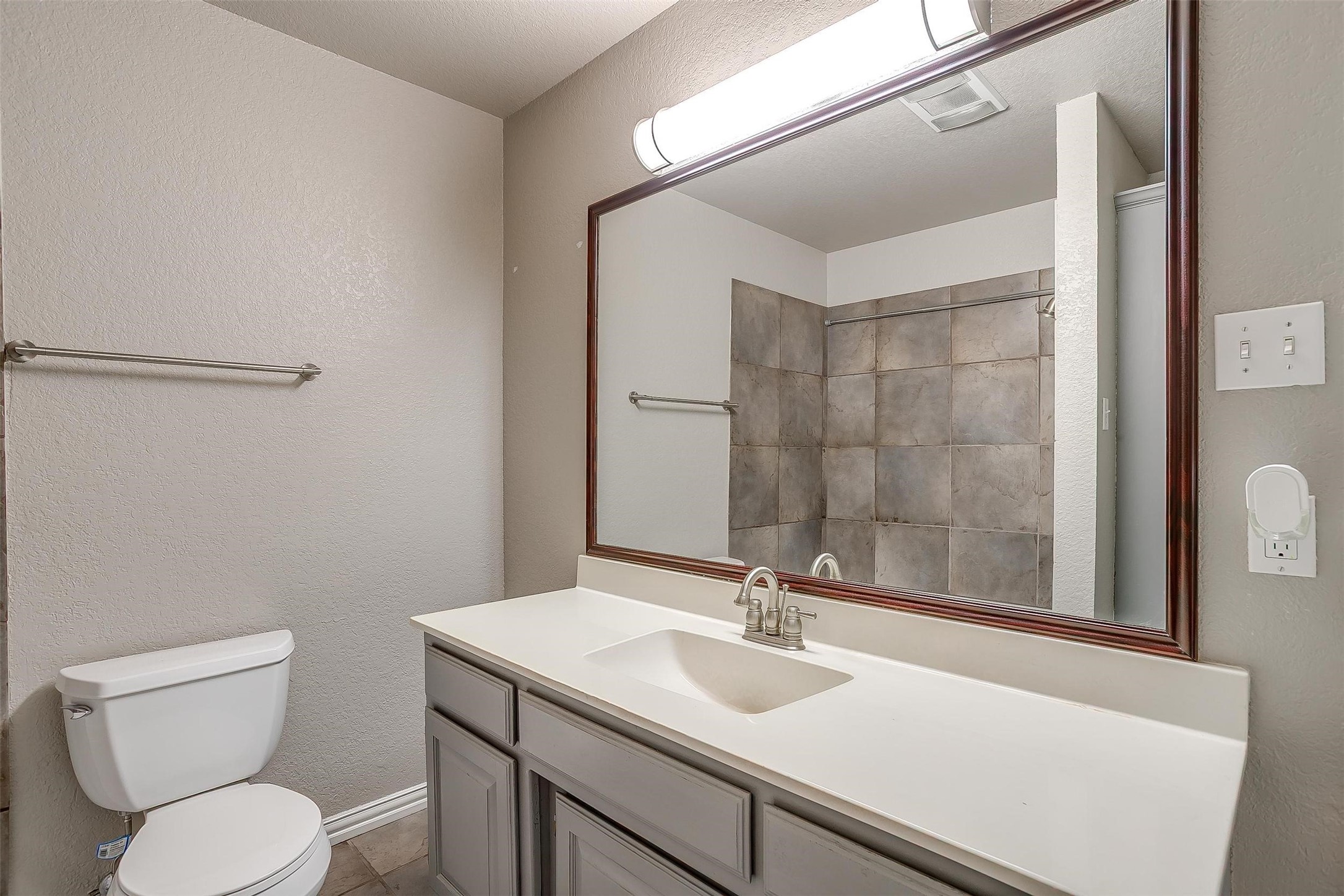11972 Younger Court Azle TX 76020