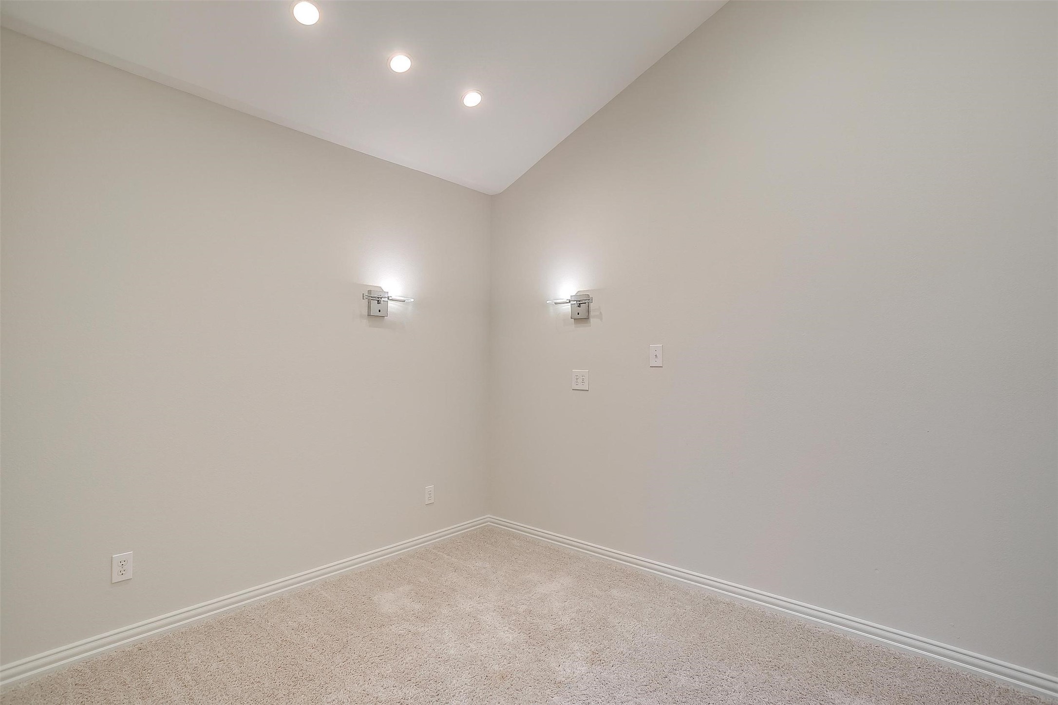 11972 Younger Court Azle TX 76020