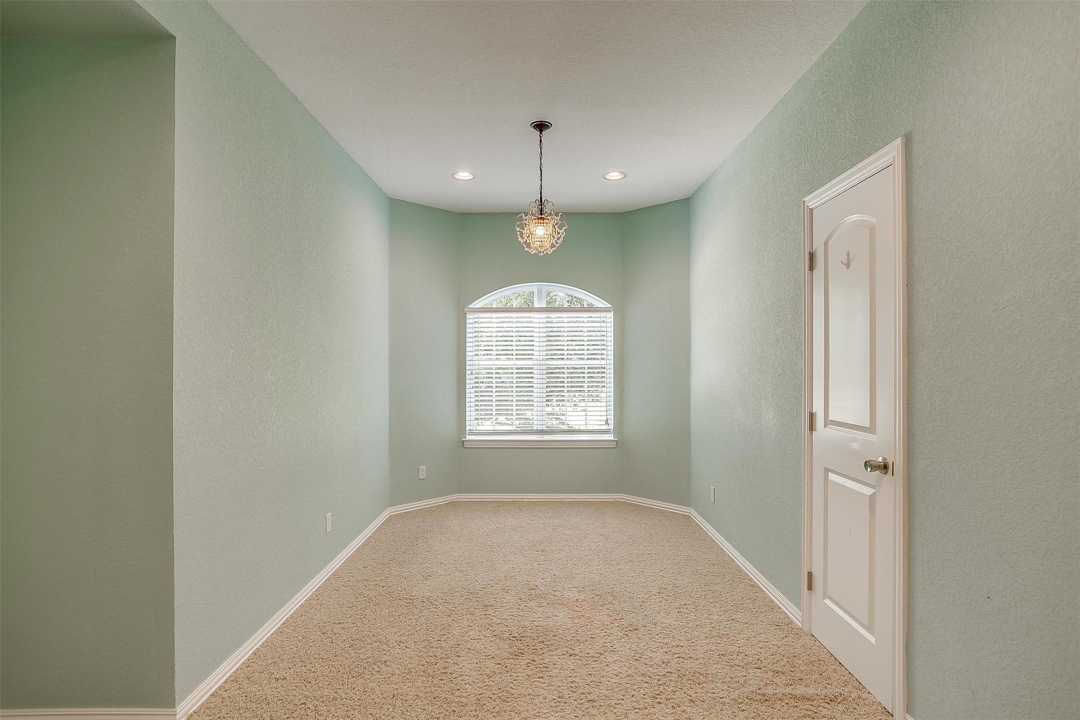 11972 Younger Court Azle TX 76020