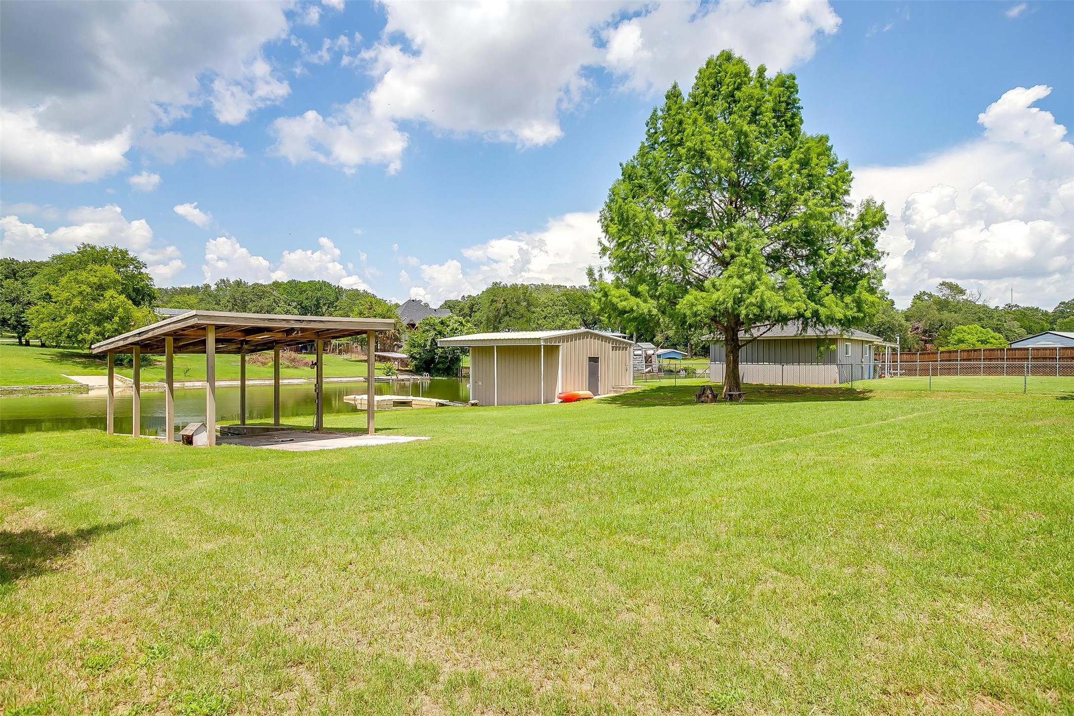 11972 Younger Court Azle TX 76020