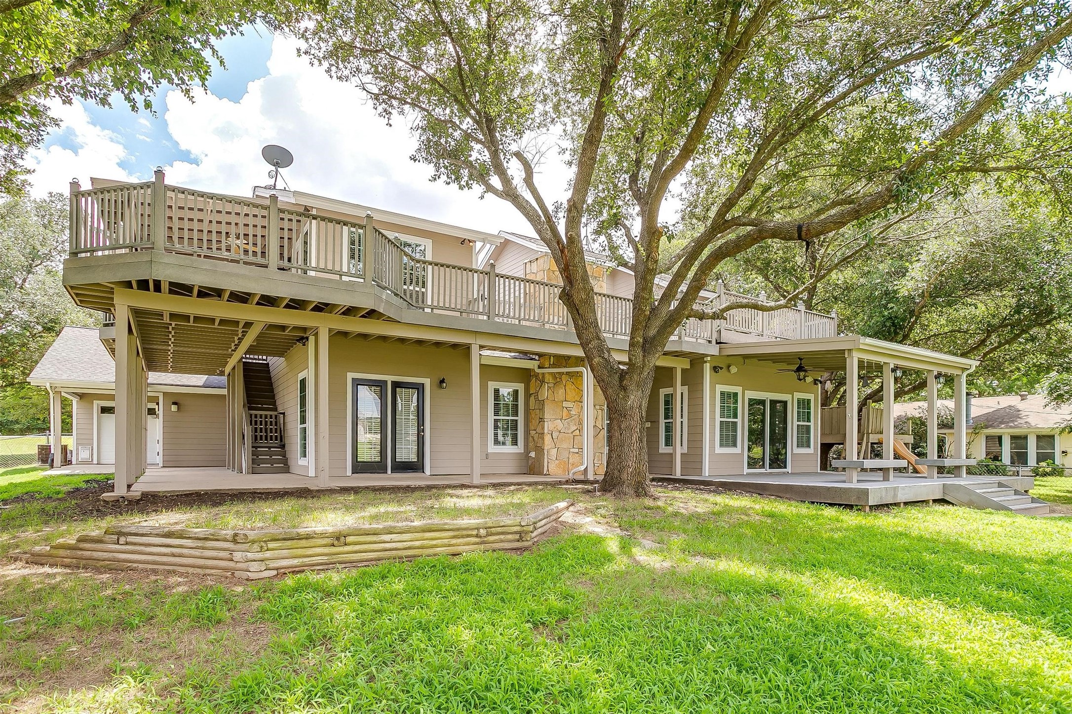 11972 Younger Court Azle TX 76020