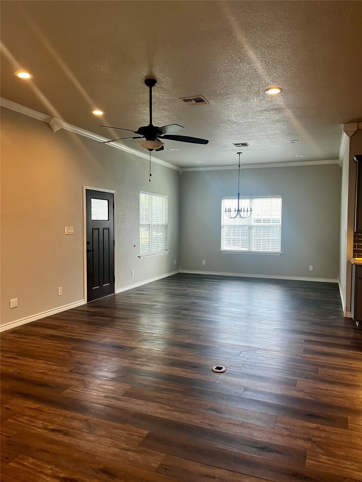 706 E Palestine Mexia TX 76667