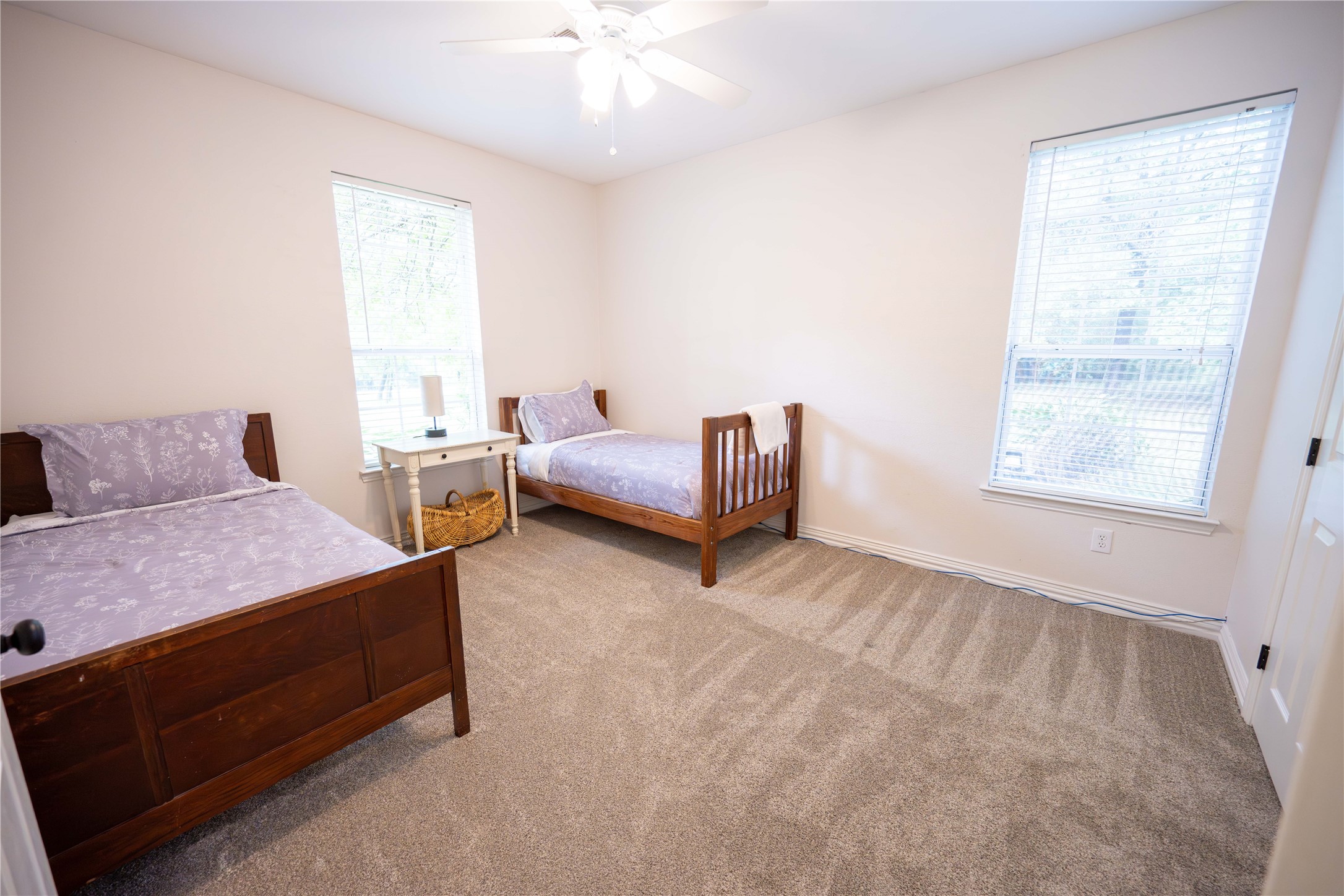 735 Sleepy Hollow Lane Valley View TX 76272