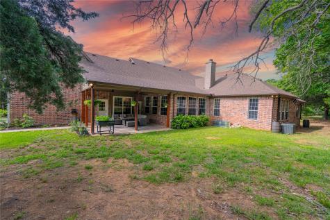 735 Sleepy Hollow Lane Valley View TX 76272