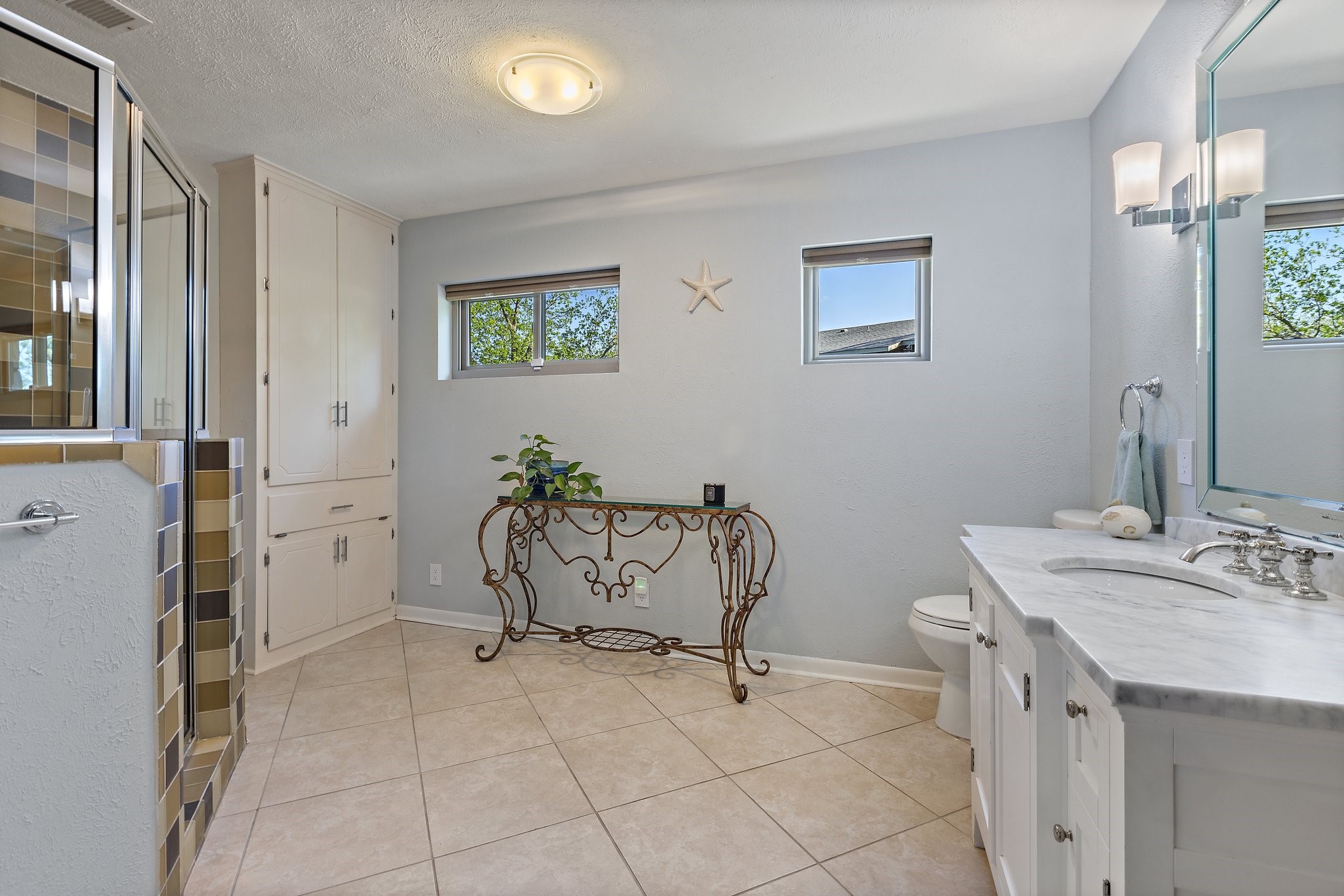 1035 Holiday Circle Seven Points TX 75143