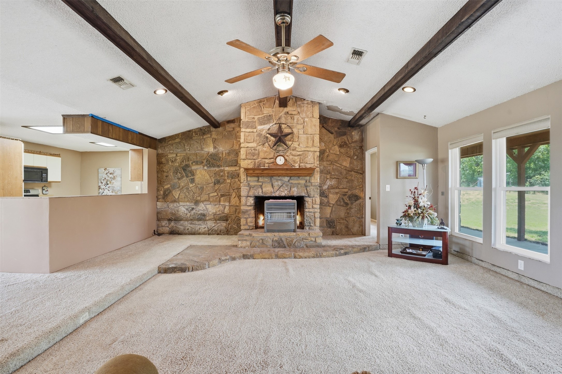 573 County Road 3592 Paradise TX 76073