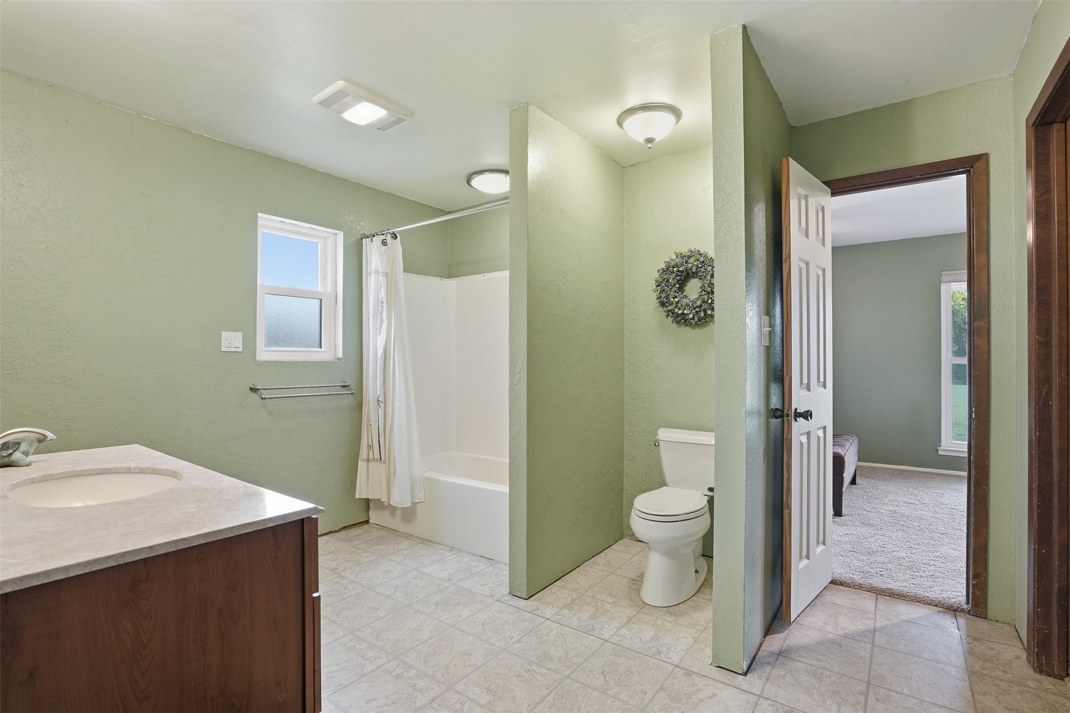 573 County Road 3592 Paradise TX 76073
