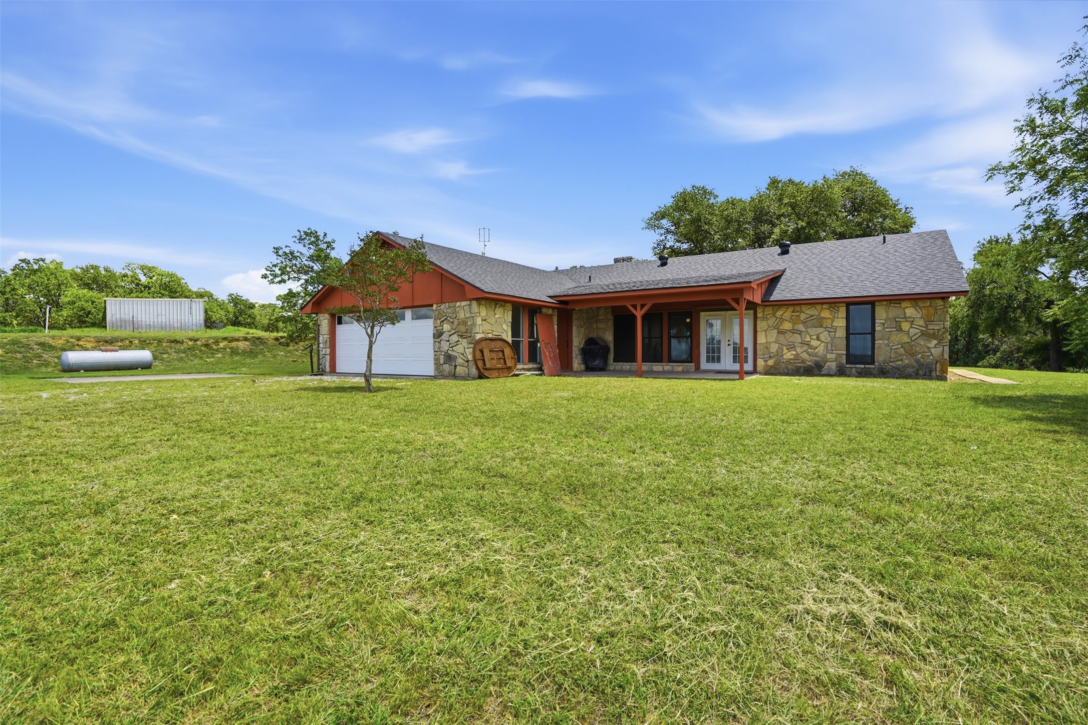 573 County Road 3592 Paradise TX 76073
