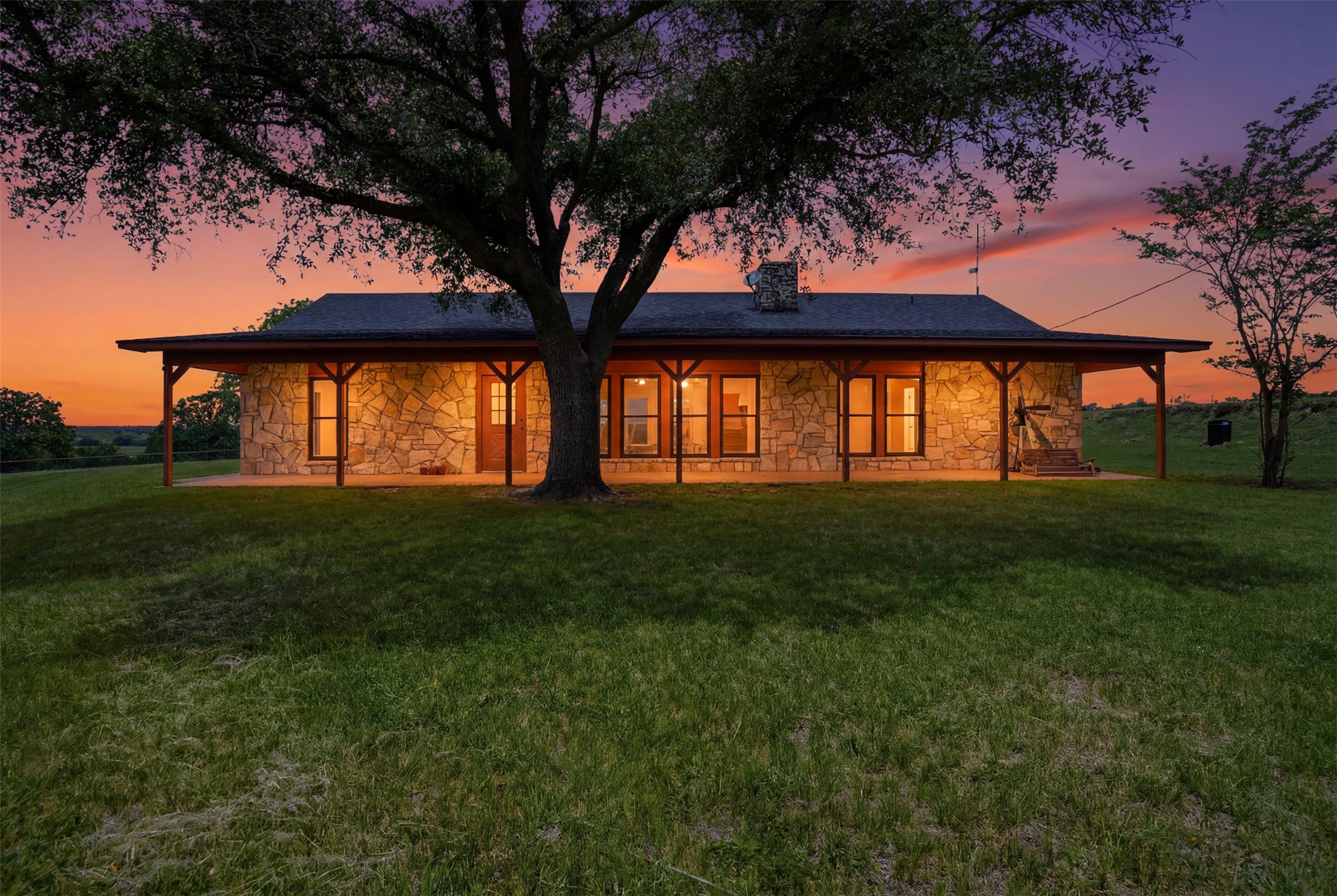 573 County Road 3592 Paradise TX 76073