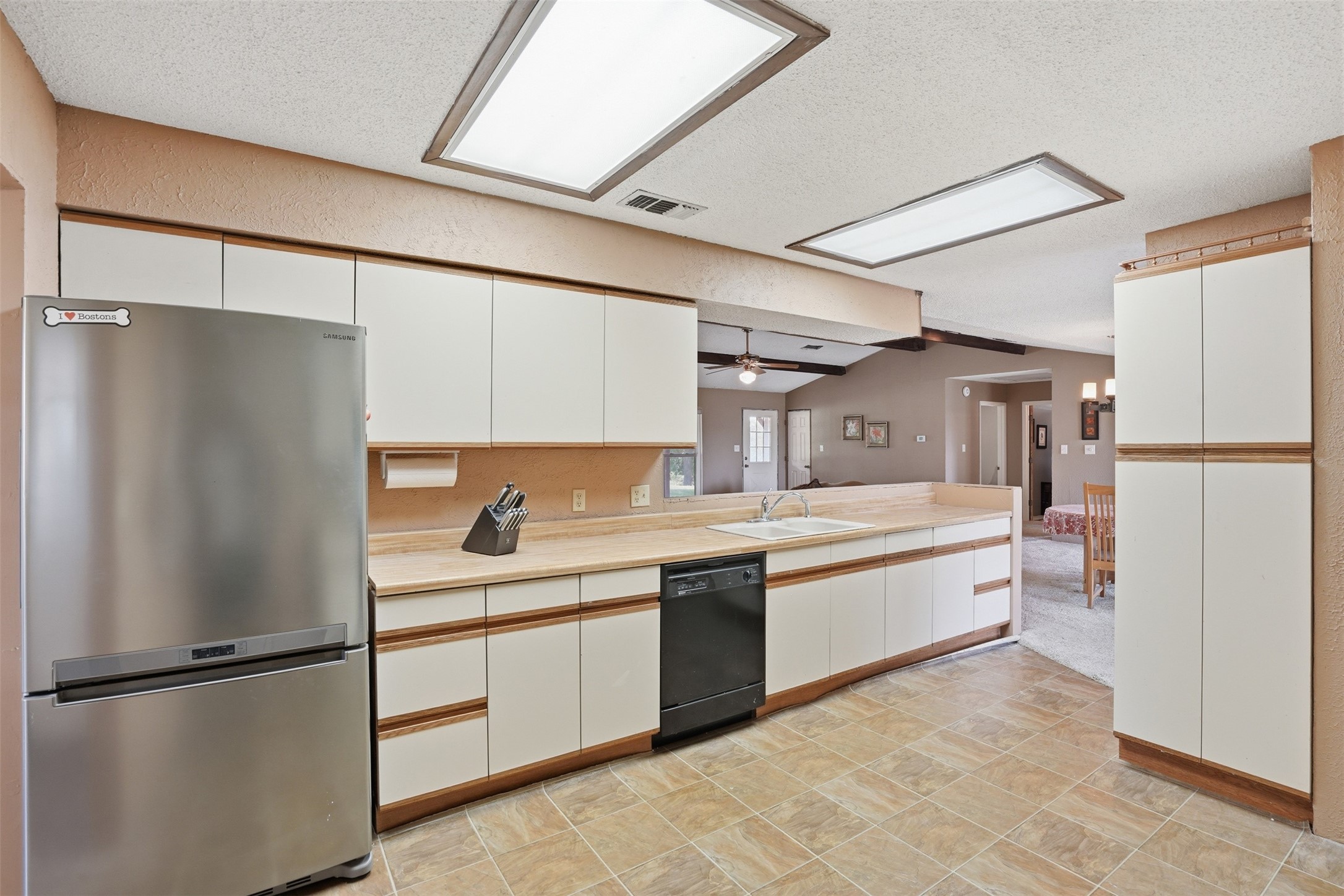 573 County Road 3592 Paradise TX 76073