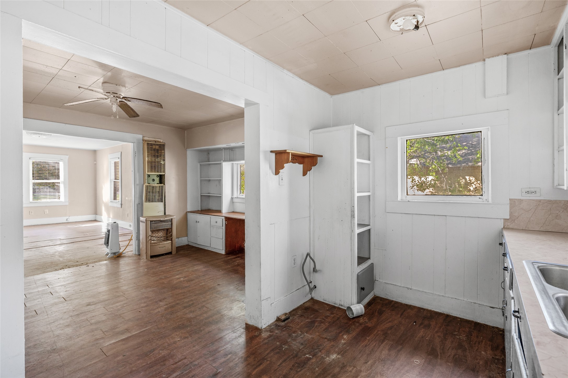 1109 W Crawford Street Denison TX 75020