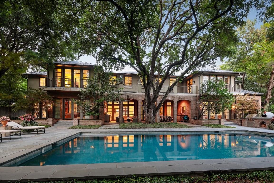 9346 Hathaway Street Dallas TX 75220