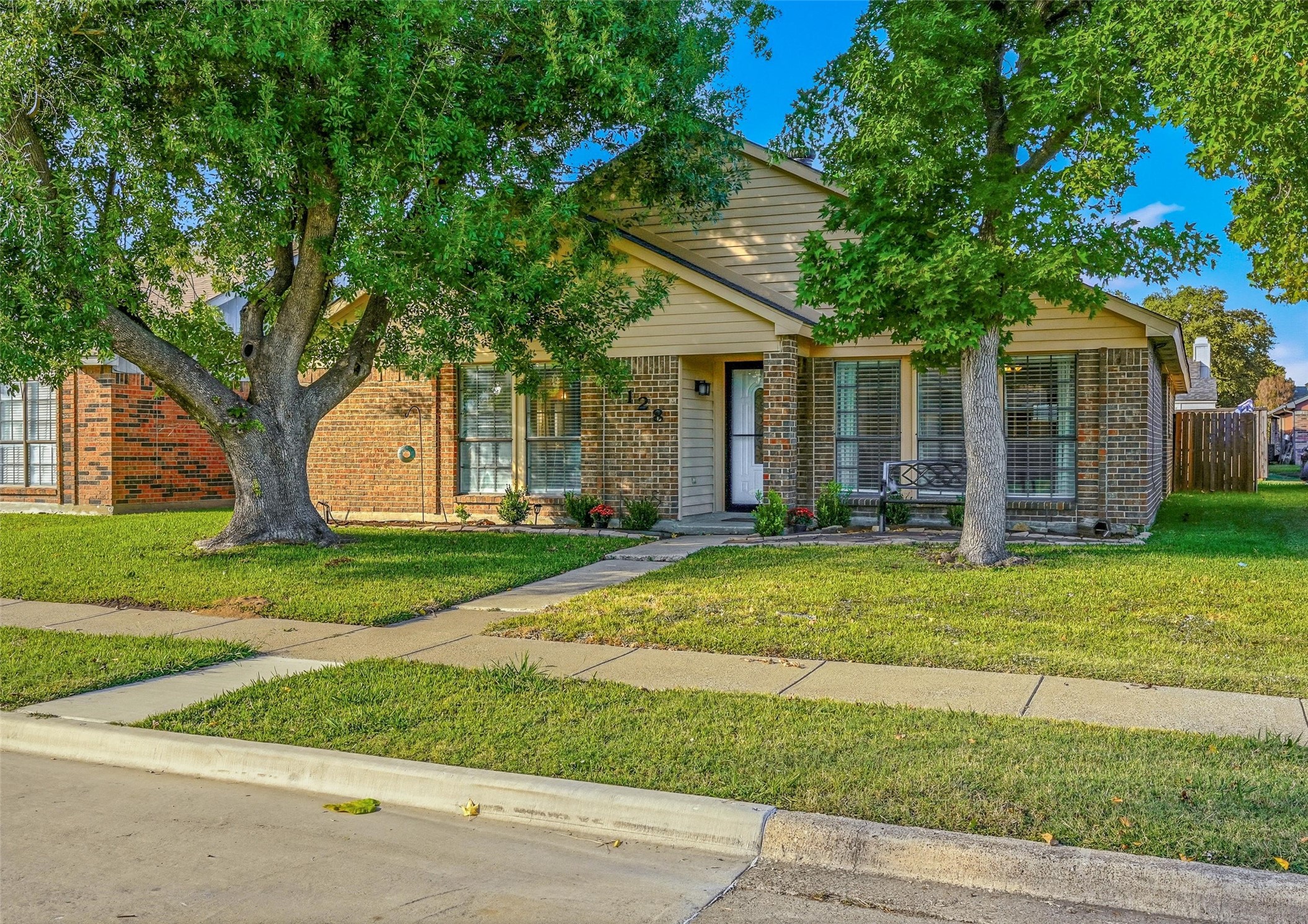 4128 Caldwell Avenue The Colony TX 75056