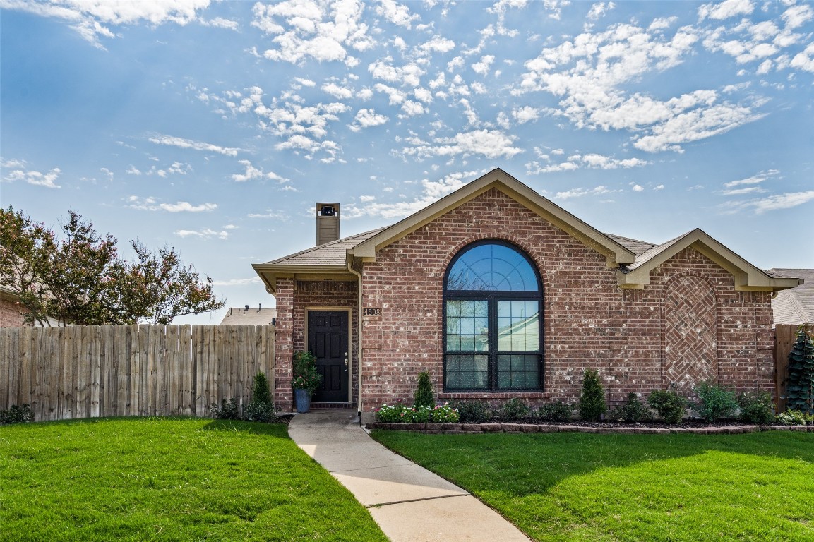 4508 Lee Street Carrollton TX 75010