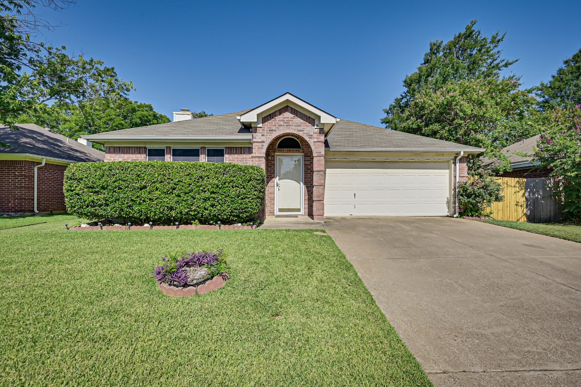 7504 Yorkmeadow Drive Arlington TX 76001