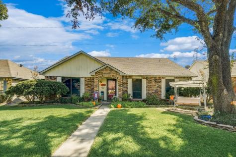 7026 Christina Lane Garland TX 75043