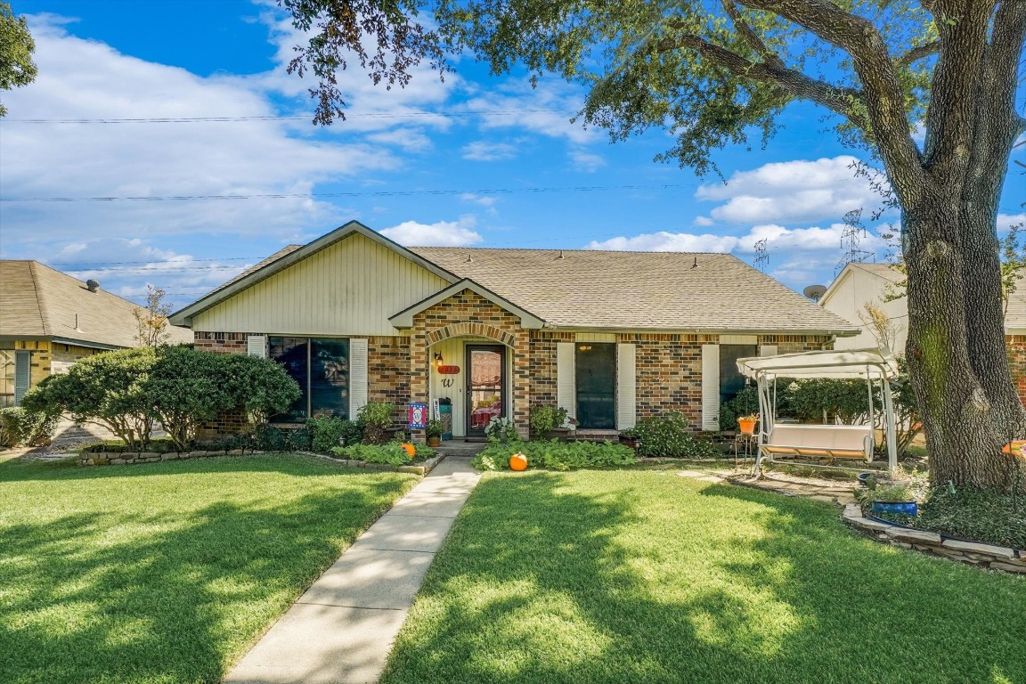 7026 Christina Lane Garland TX 75043