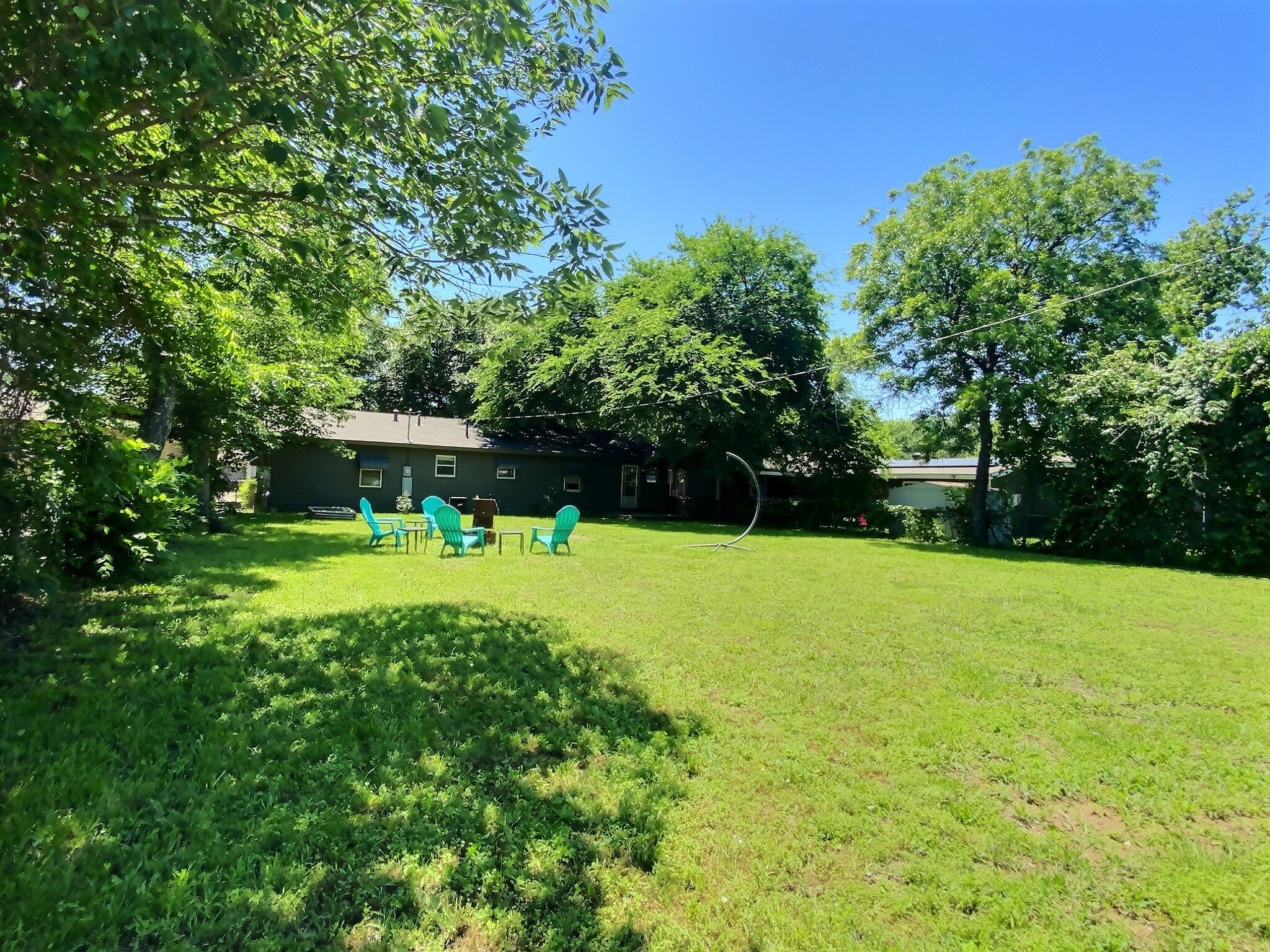 609 E Ellen Avenue Hurst TX 76053