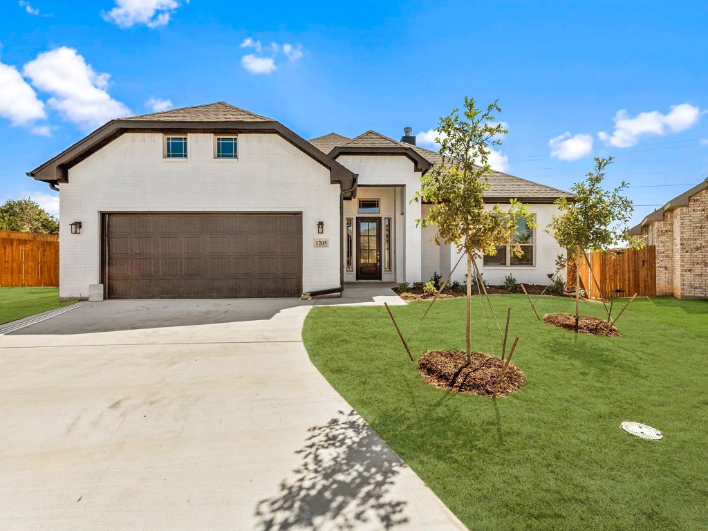 1205 Bear Creek Avenue Weatherford TX 76086