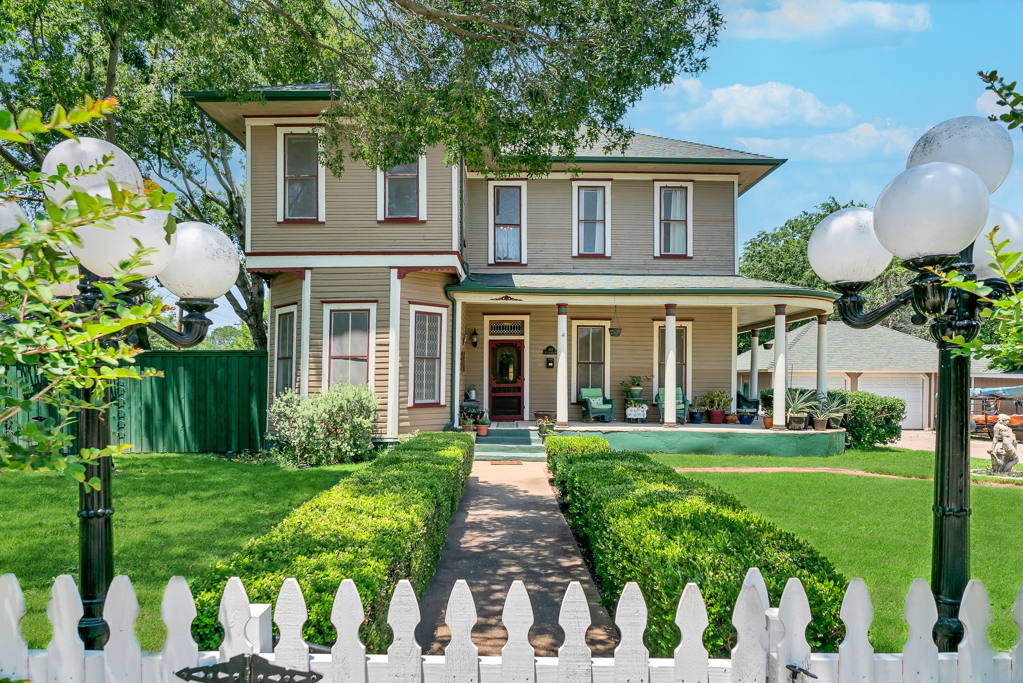 414 W Columbia Street Weatherford TX 76086