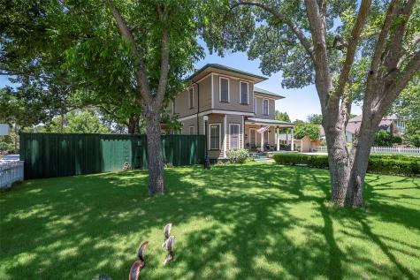 414 W Columbia Street Weatherford TX 76086