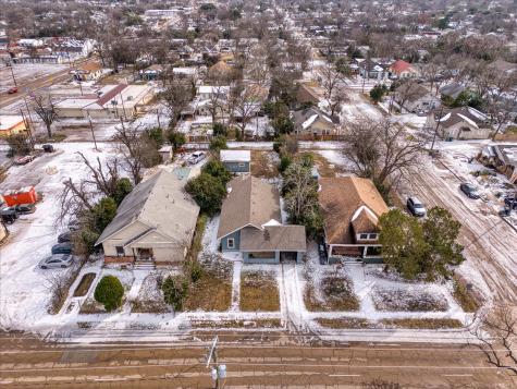 1822 Herring Avenue Waco TX 76708