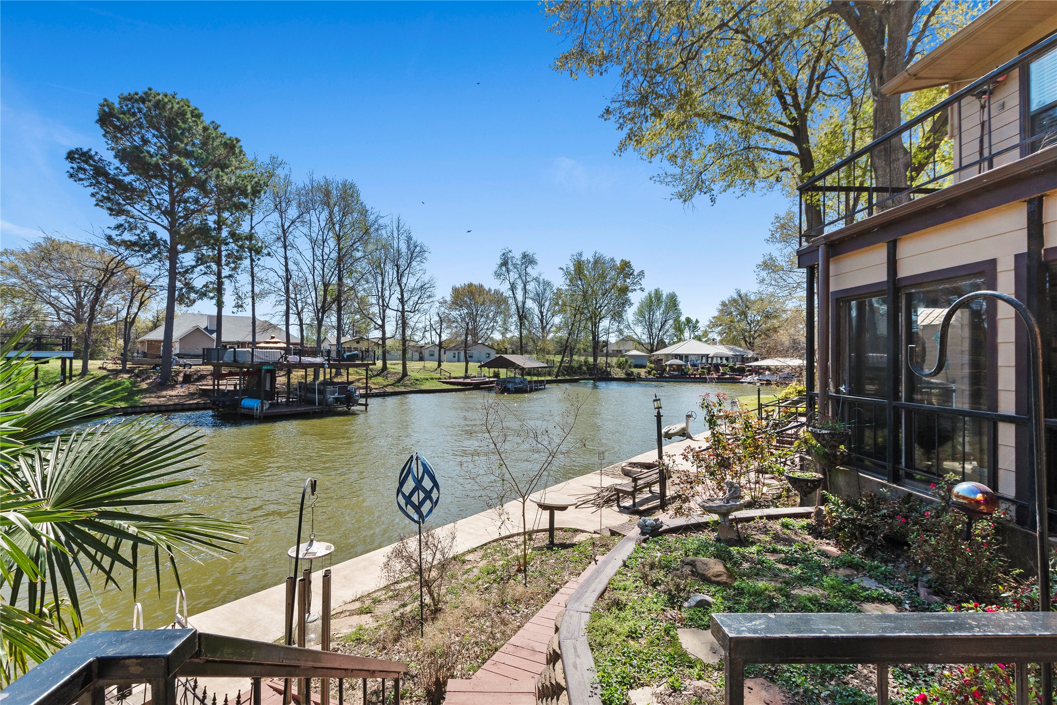 120 Rocking Chair Ranch Road Trinidad TX 75163