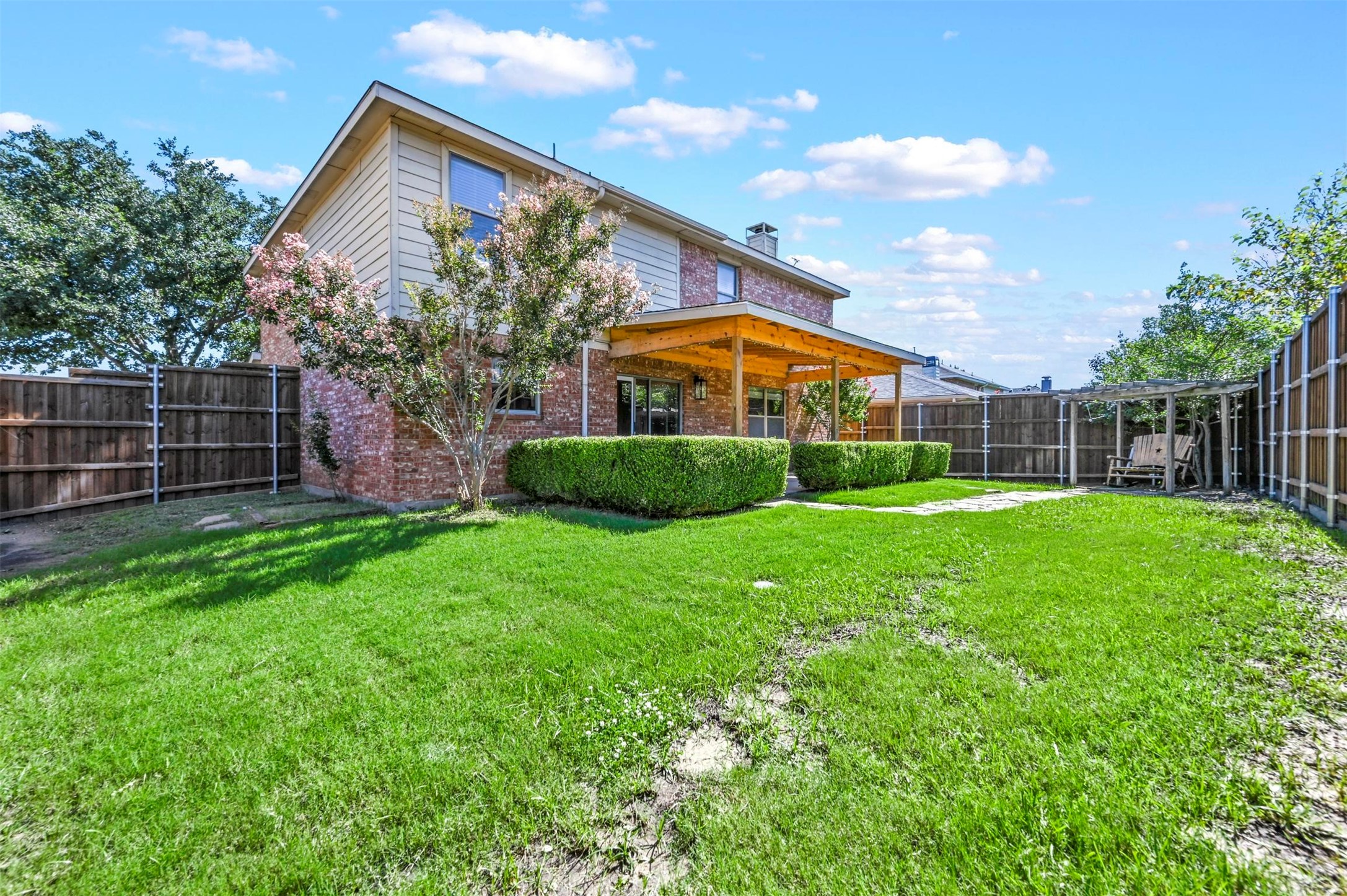 1516 Sequoia Grove Lane Lewisville TX 75067