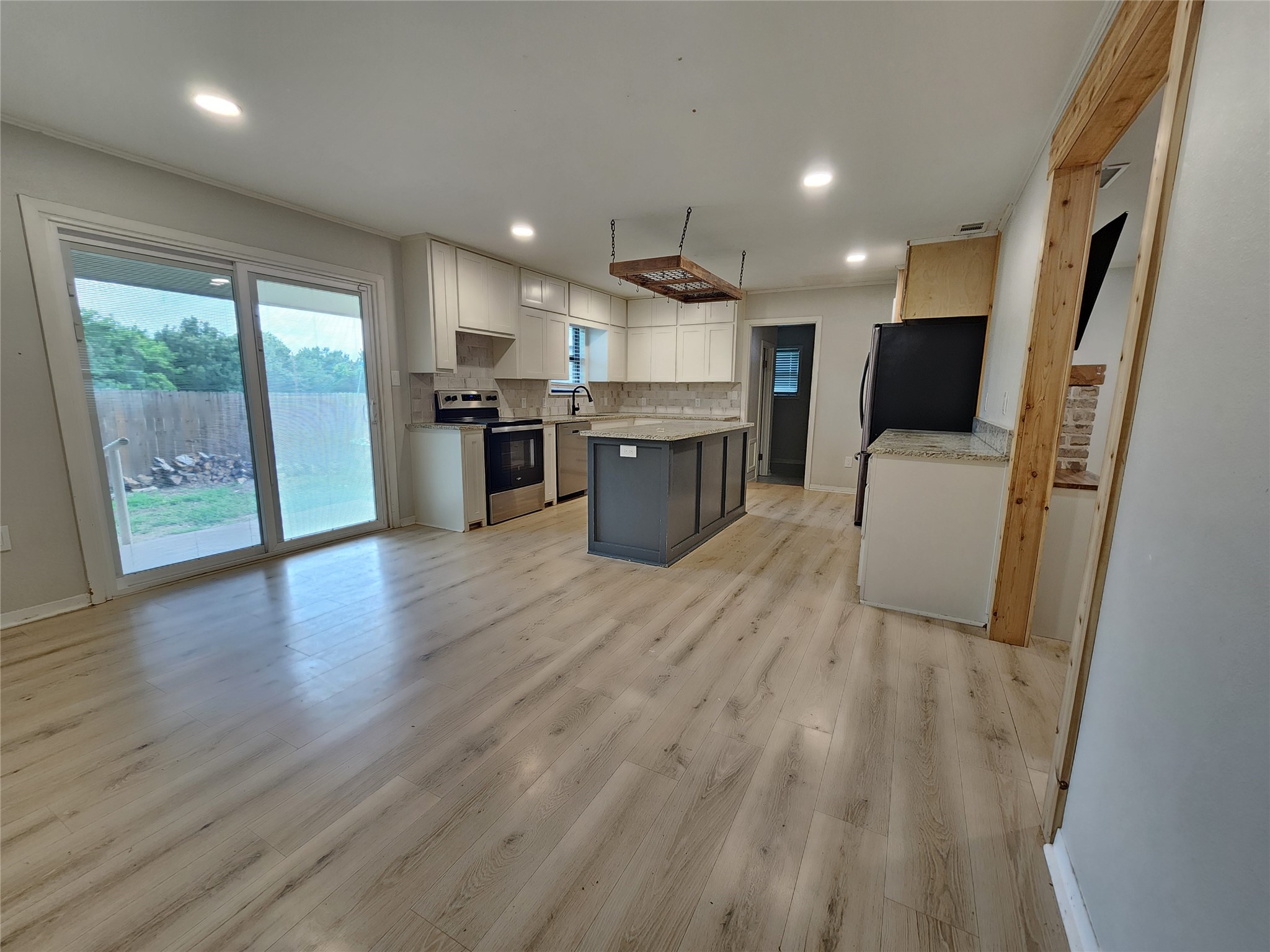 211 Betts Drive Lindale TX 75771