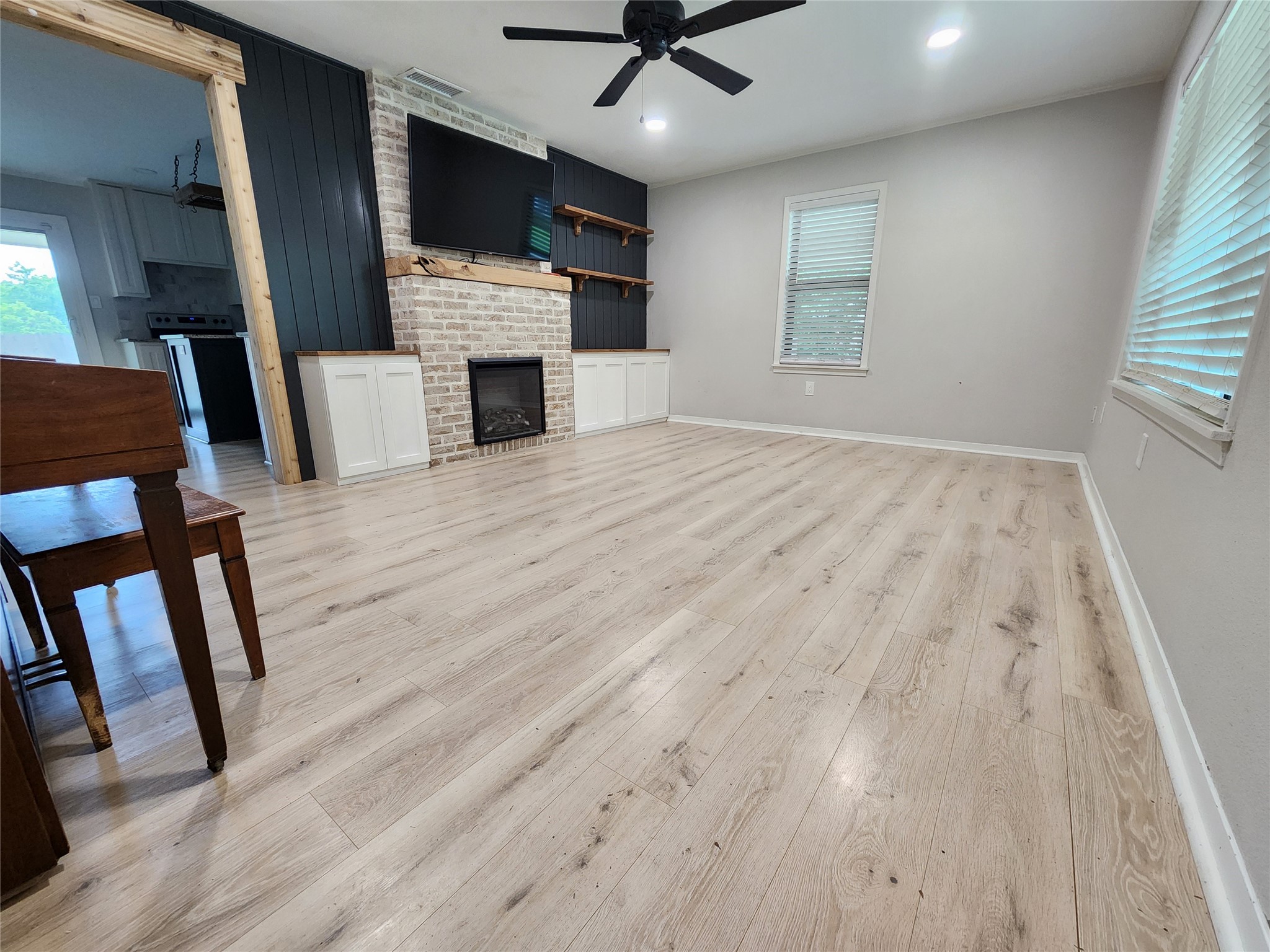 211 Betts Drive Lindale TX 75771