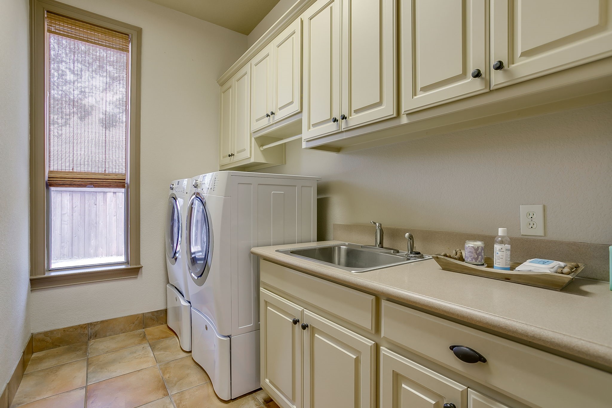 216 Williamsburg Lane Ovilla TX 75154