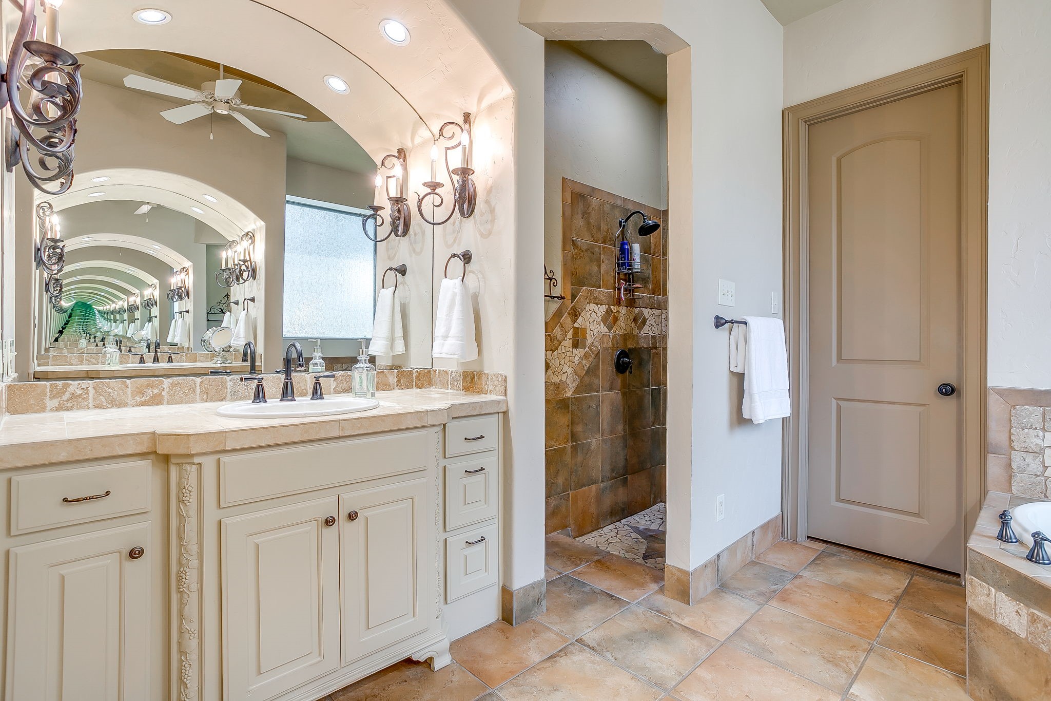 216 Williamsburg Lane Ovilla TX 75154