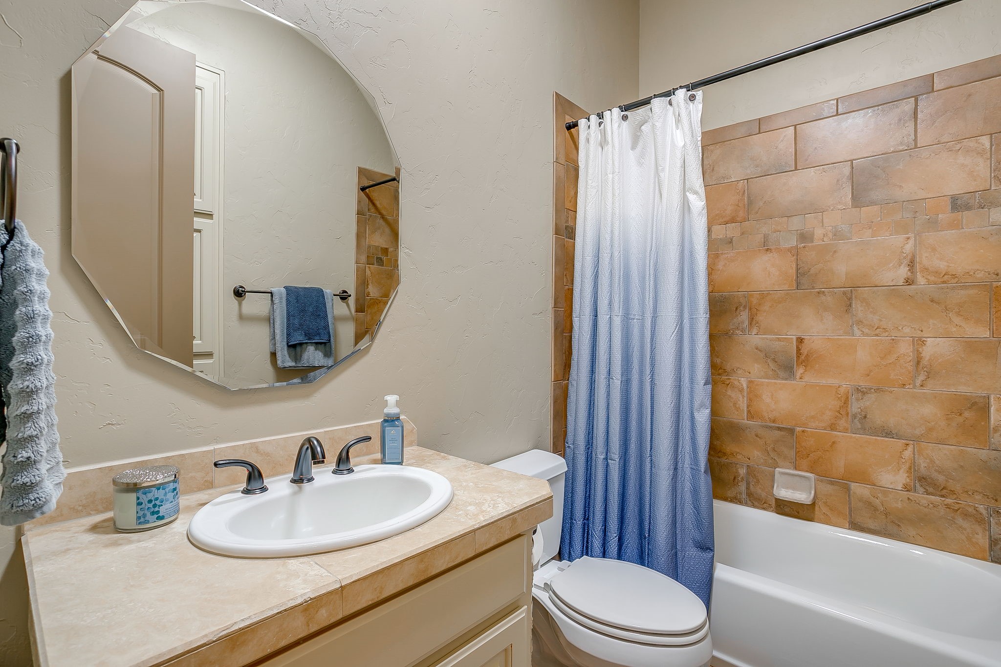 216 Williamsburg Lane Ovilla TX 75154