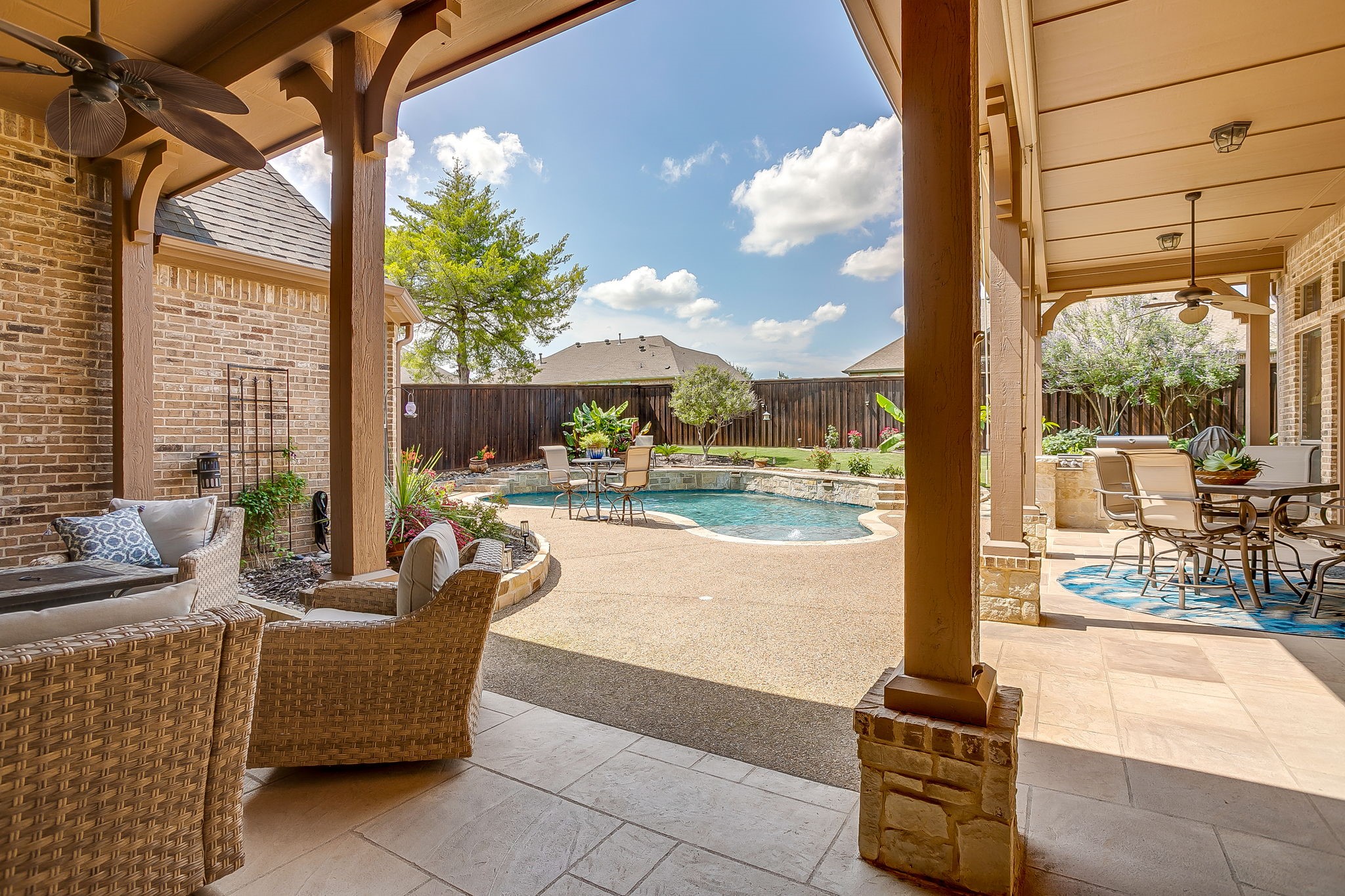 216 Williamsburg Lane Ovilla TX 75154