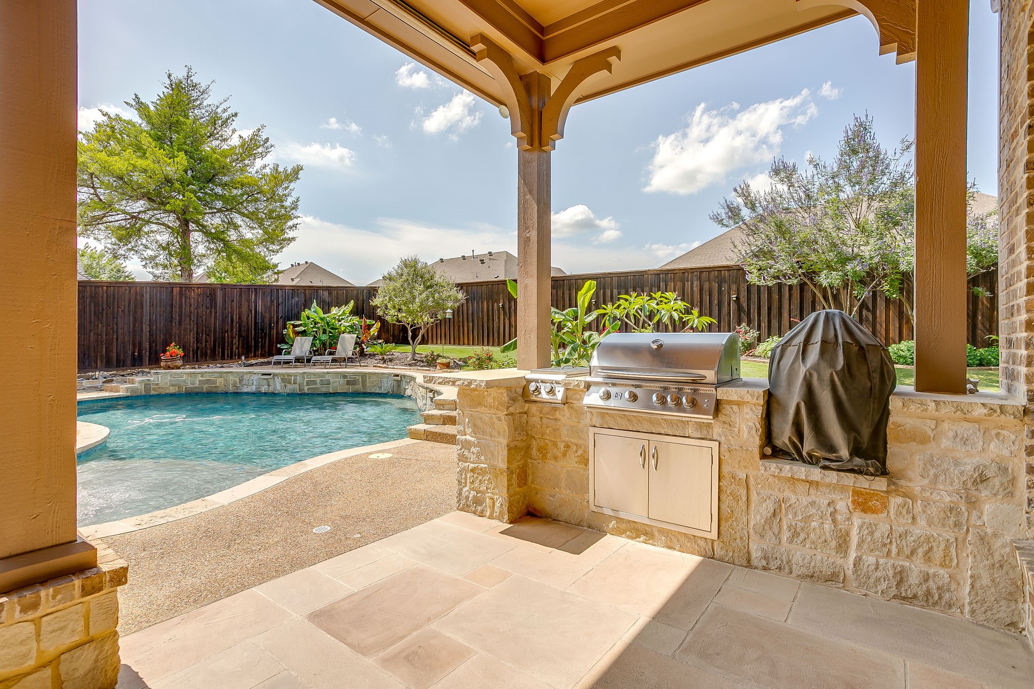 216 Williamsburg Lane Ovilla TX 75154
