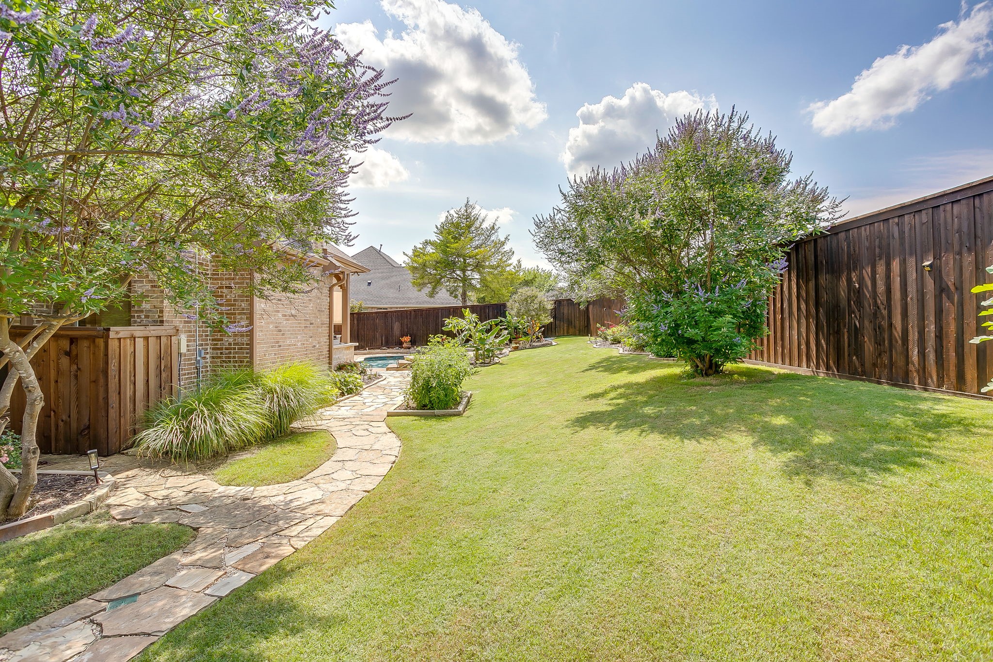 216 Williamsburg Lane Ovilla TX 75154