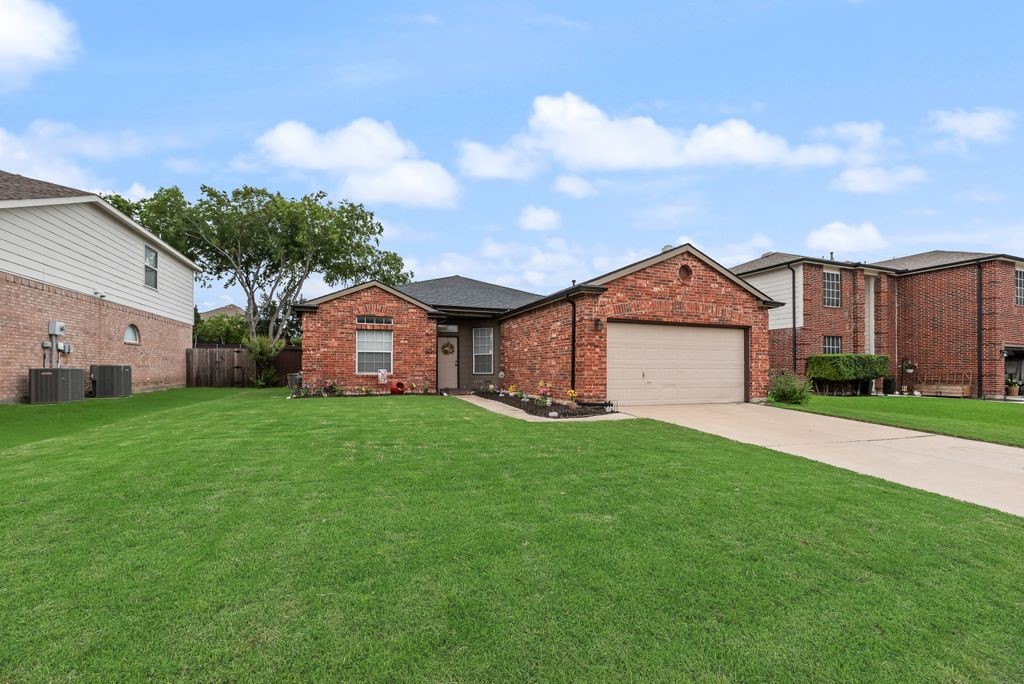2025 Apple Drive Little Elm TX 75068