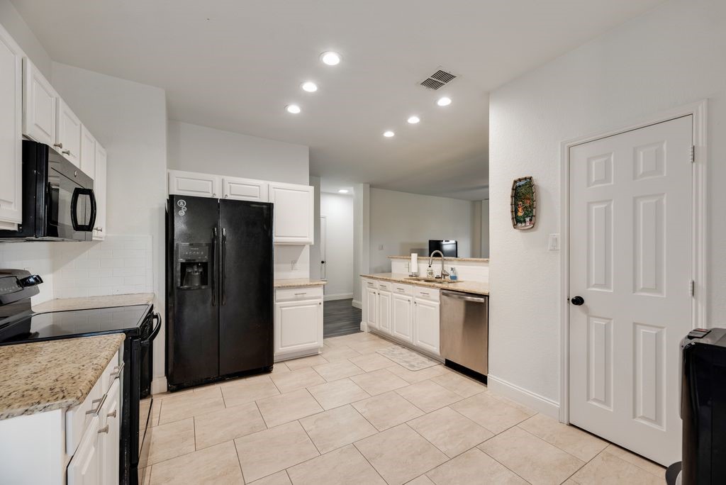 2025 Apple Drive Little Elm TX 75068