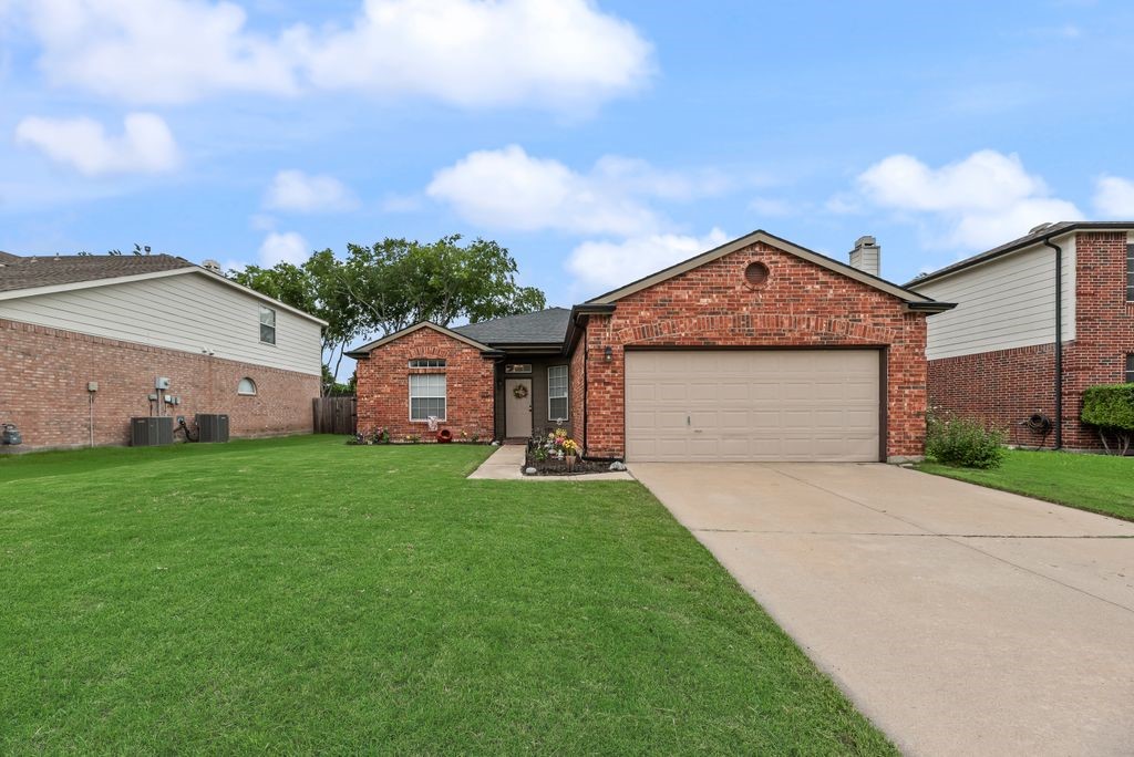 2025 Apple Drive Little Elm TX 75068