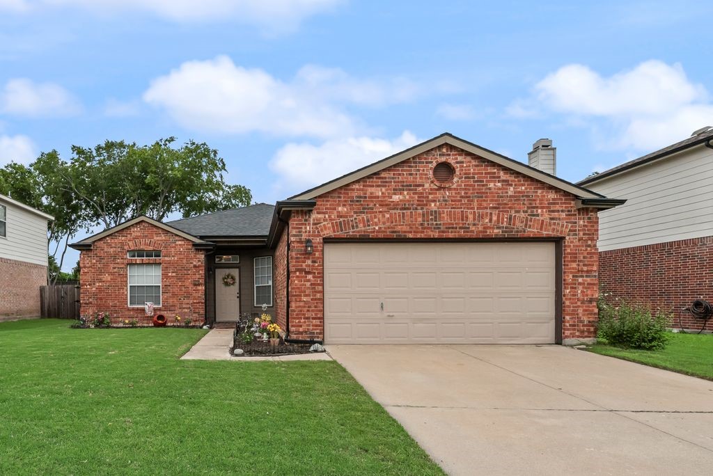 2025 Apple Drive Little Elm TX 75068