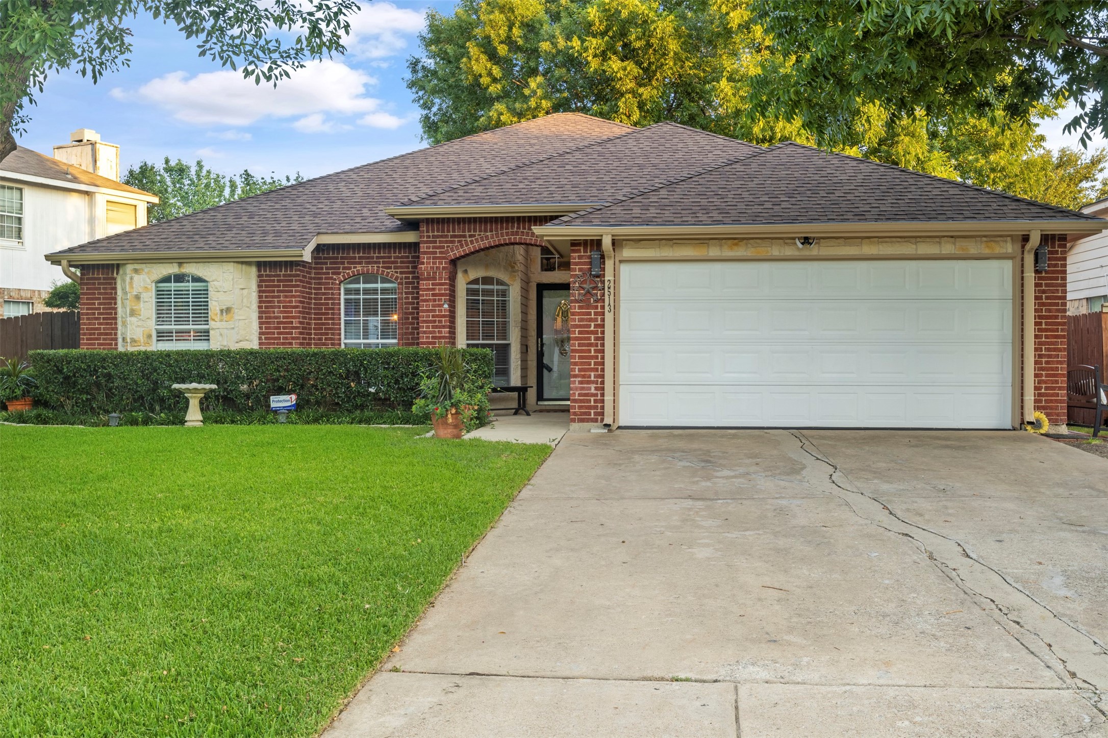 2513 Channing Drive Grand Prairie TX 75052