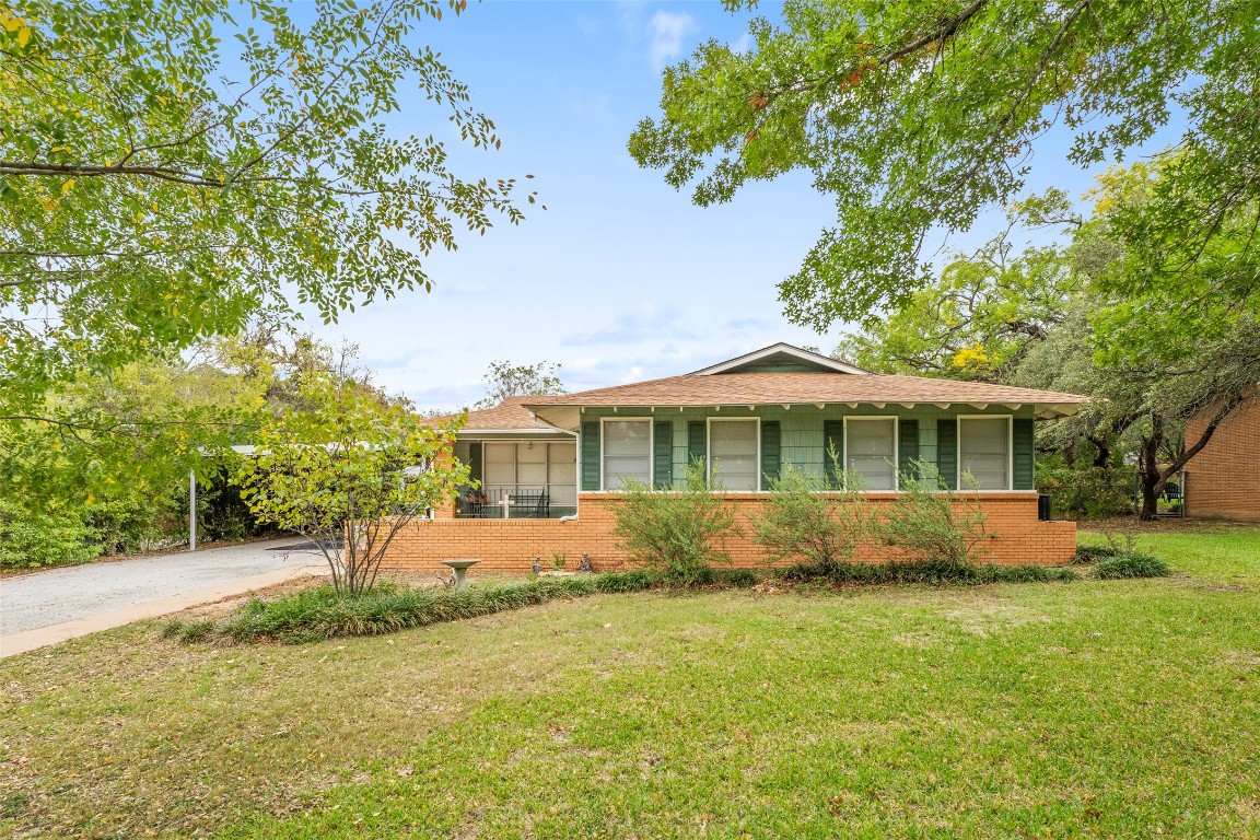 3412 3rd Street Brownwood TX 76801
