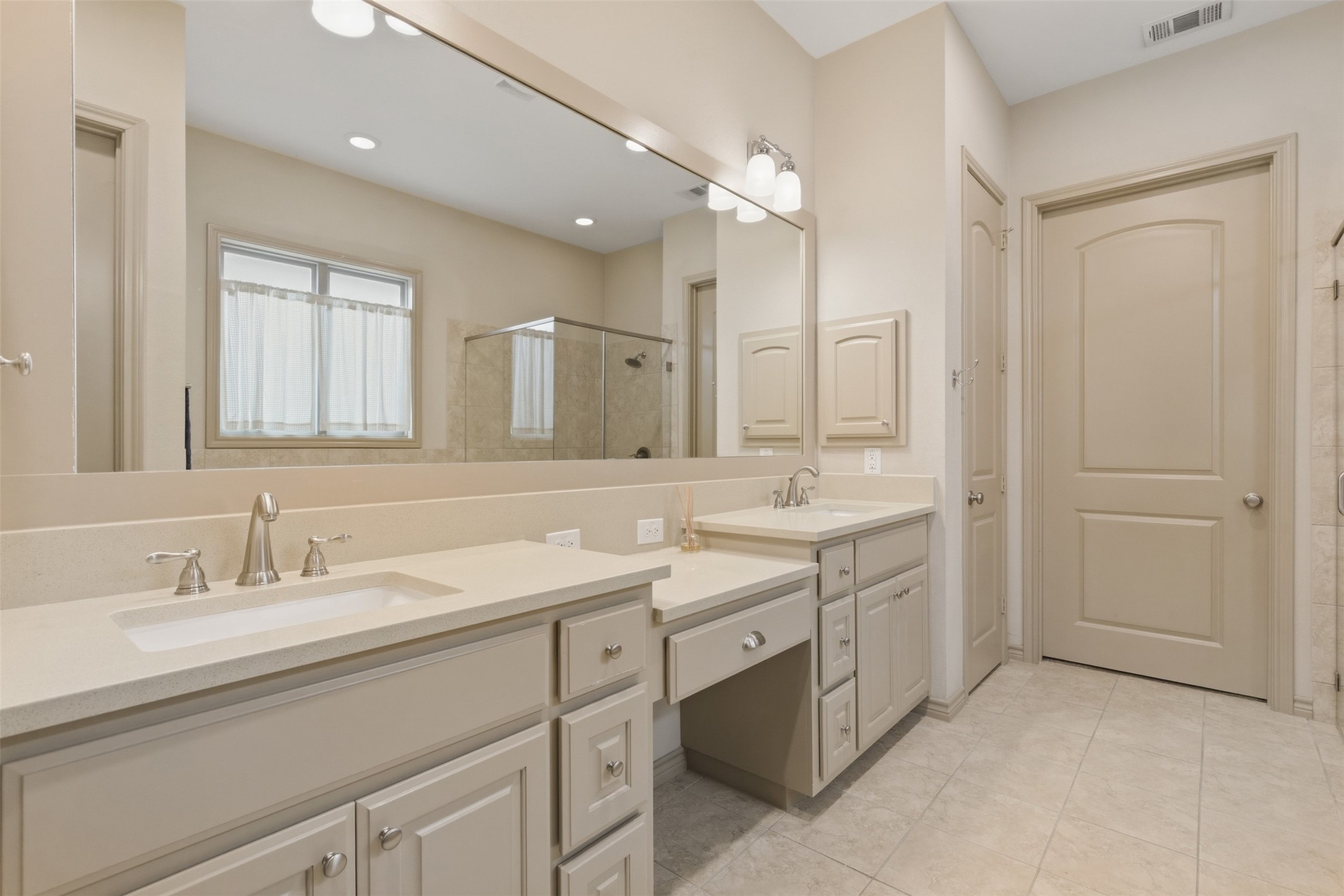 527 Trailrider Road Fort Worth TX 76114