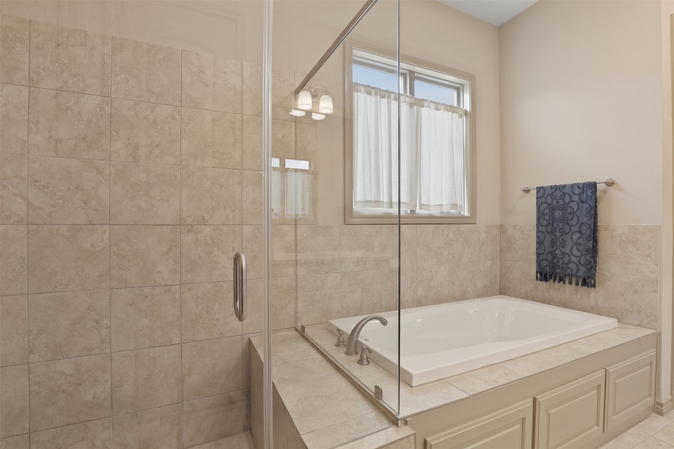 527 Trailrider Road Fort Worth TX 76114
