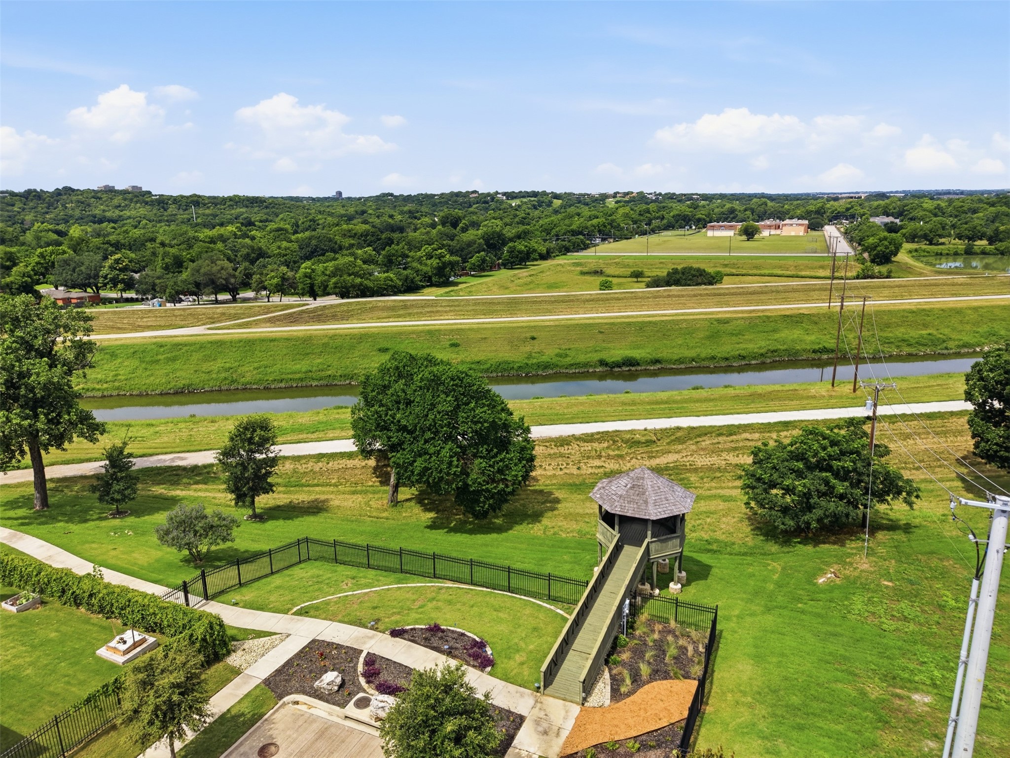 527 Trailrider Road Fort Worth TX 76114