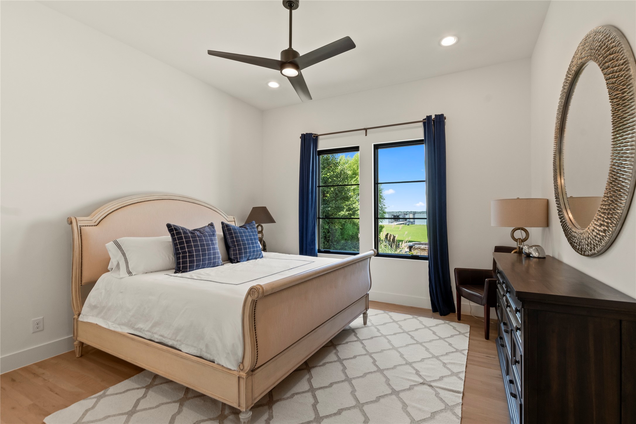 111 Sun Valley Mabank TX 75147