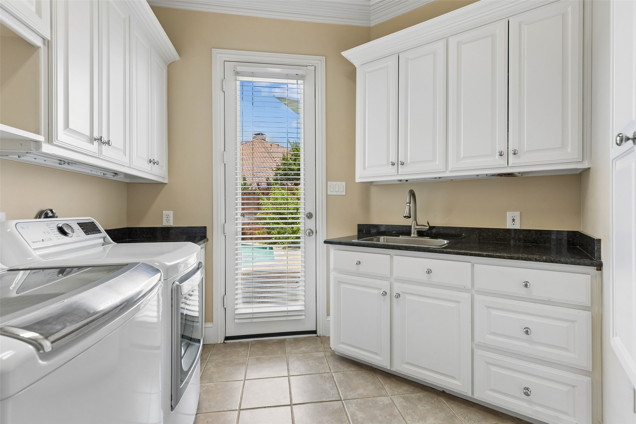 5315 Ambergate Lane Dallas TX 75287