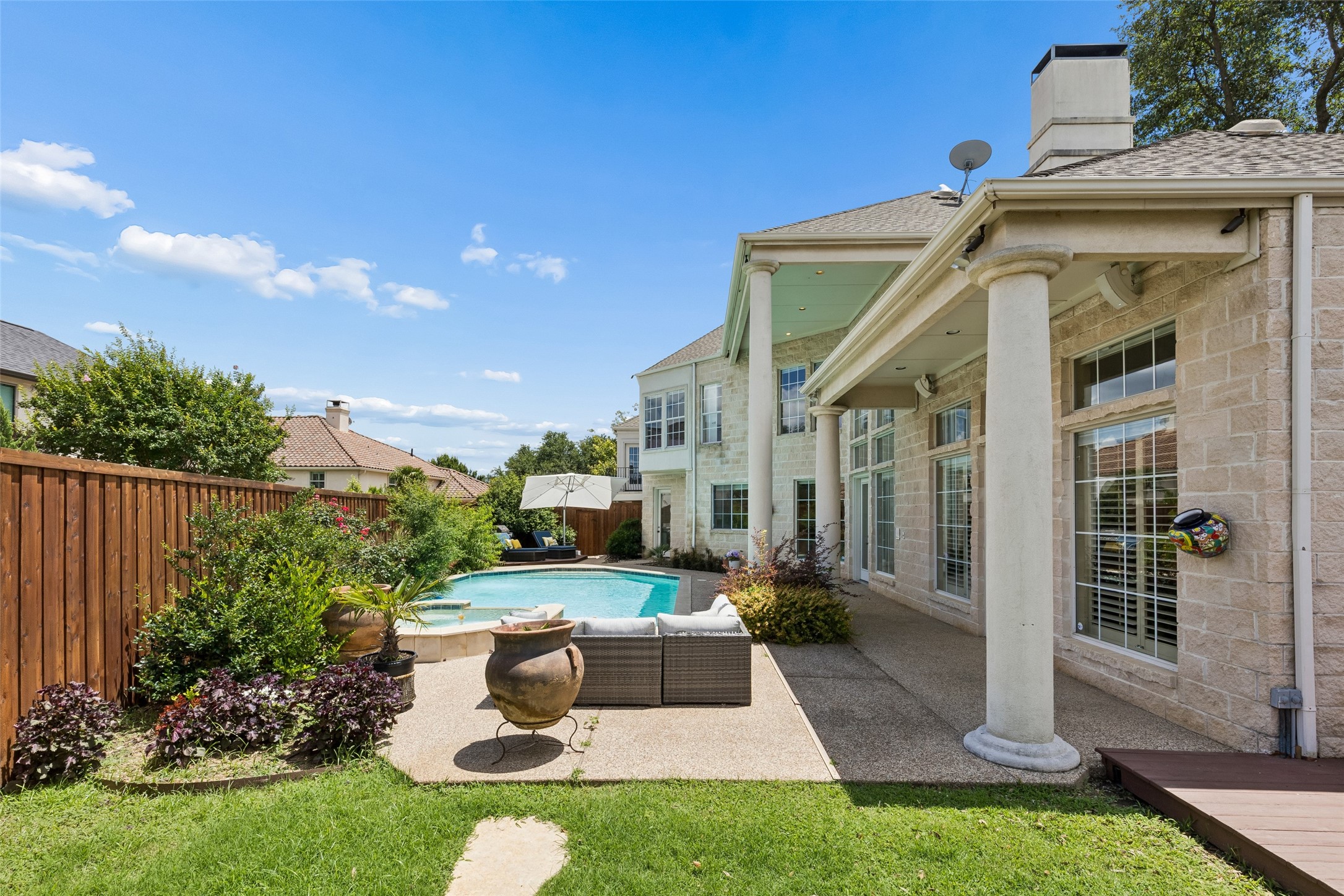 5315 Ambergate Lane Dallas TX 75287