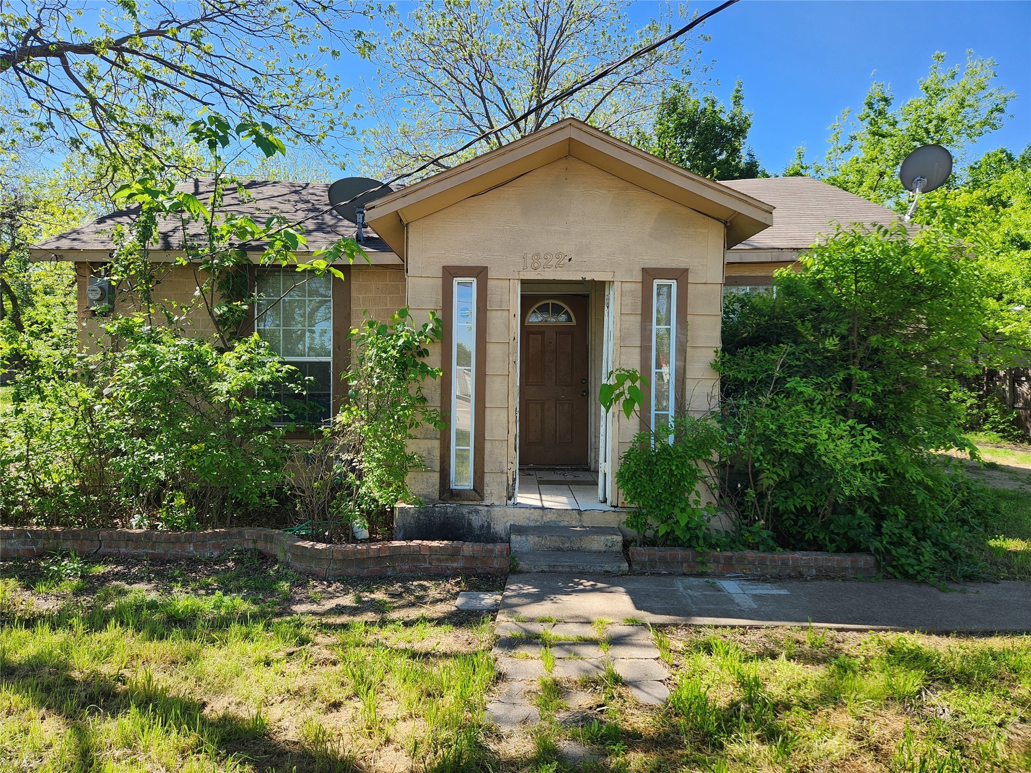 1822 Cranford Drive Garland TX 75041